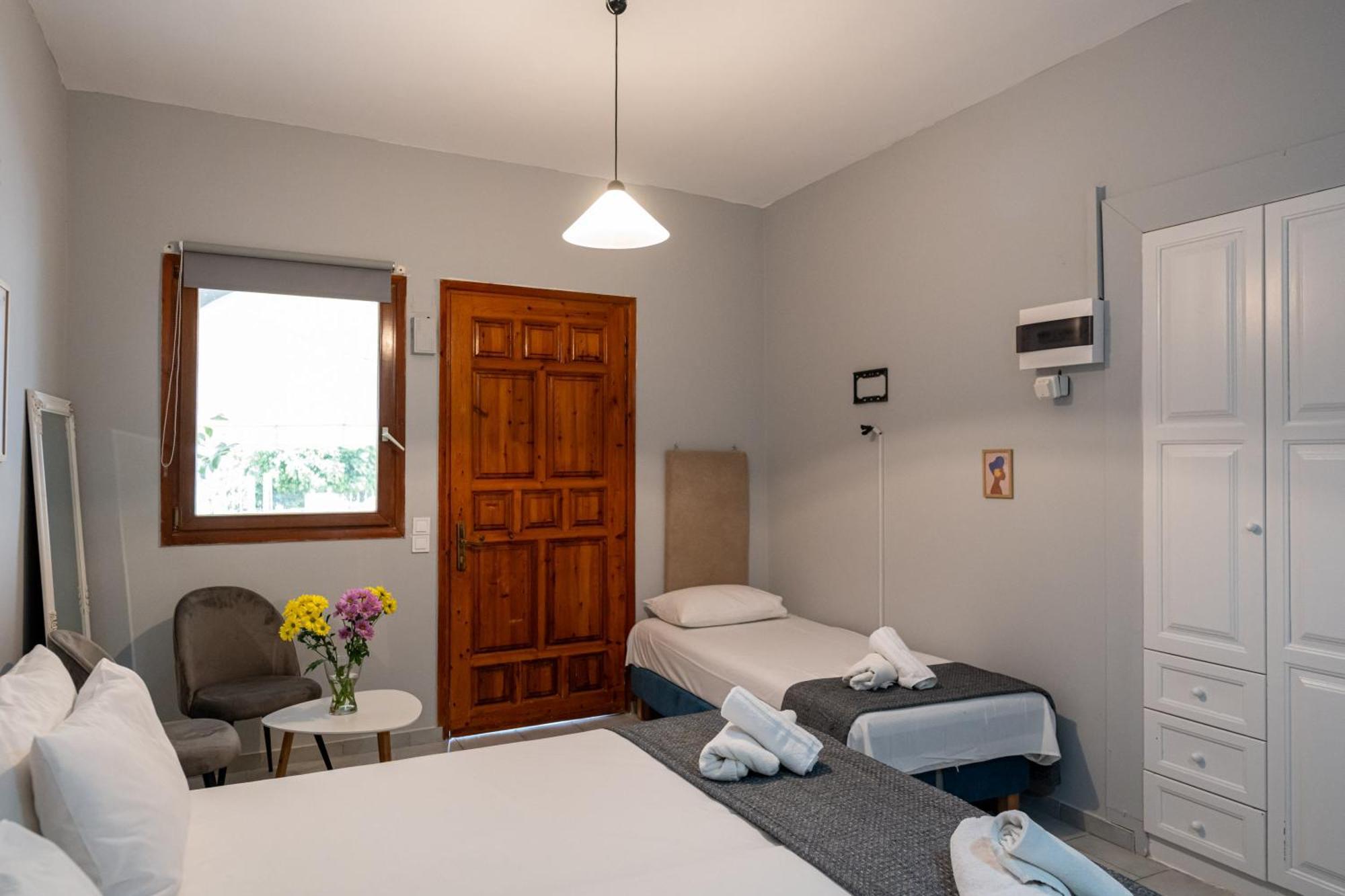 Studios Koukis Apartment *