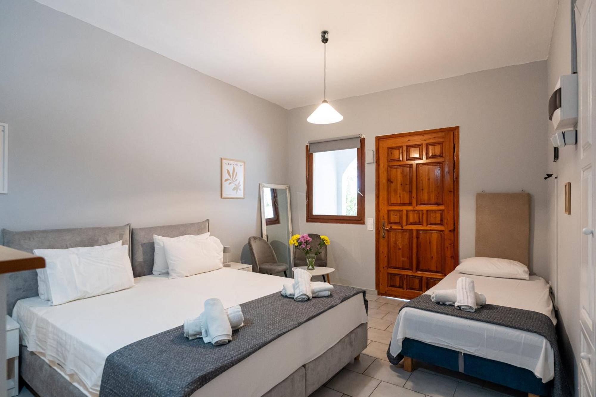 Studios Koukis Apartment Kitriai