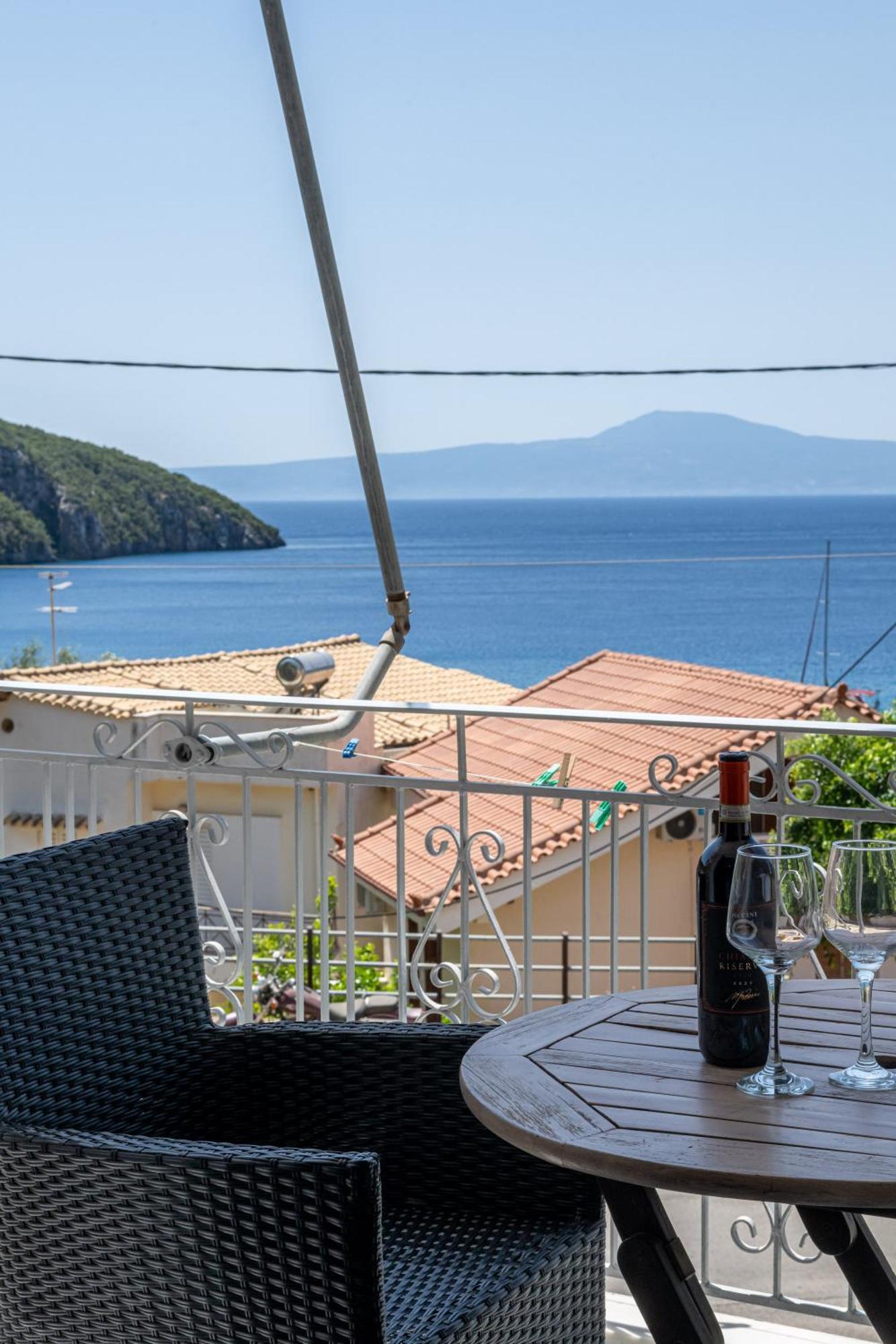 Studios Koukis Apartment *