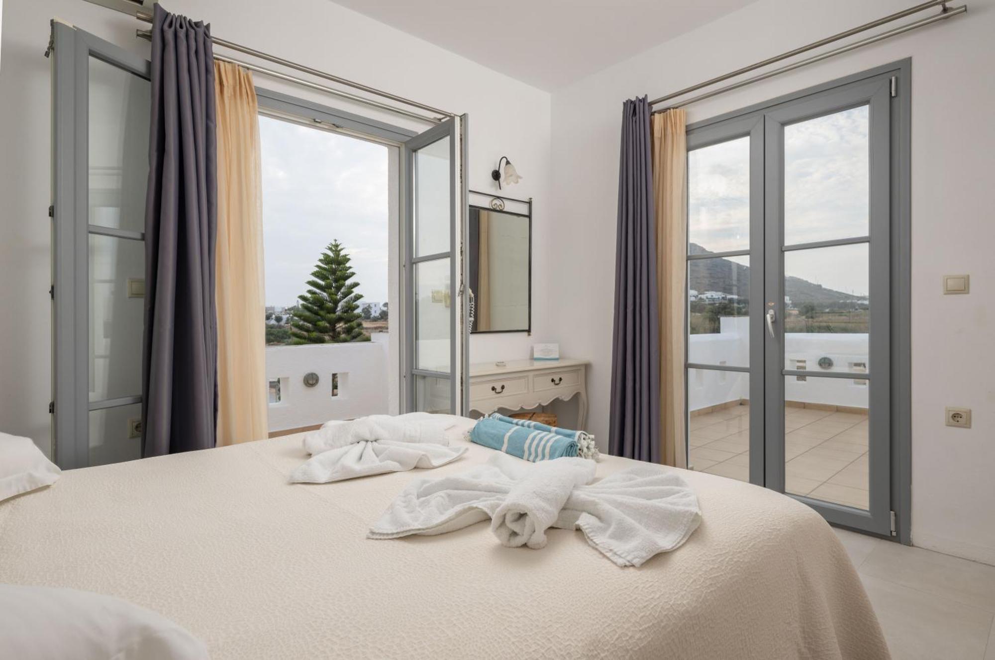 Aparthotel Iliada Villas 3*