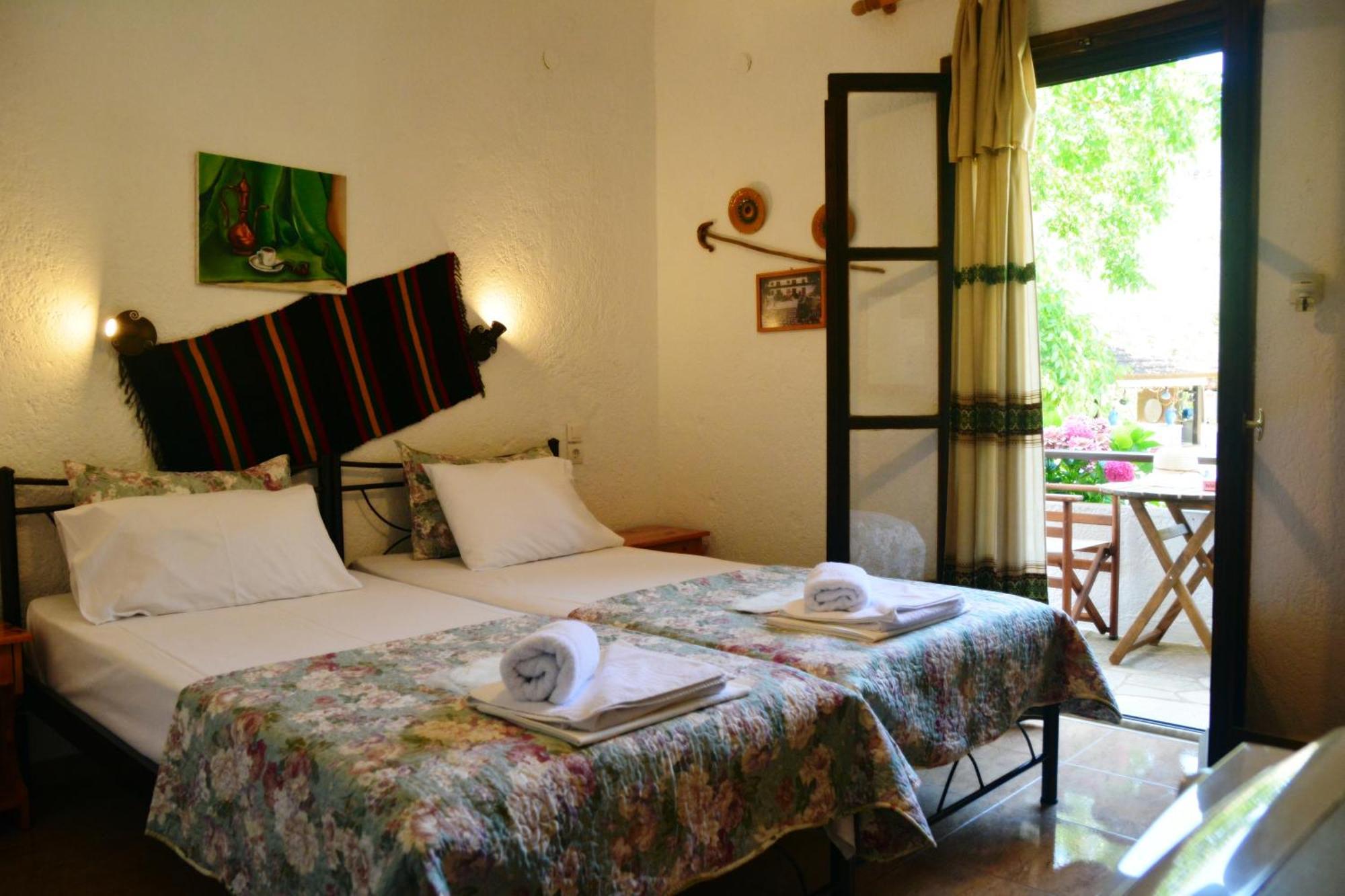 Spiros Panormos (Skopelos)