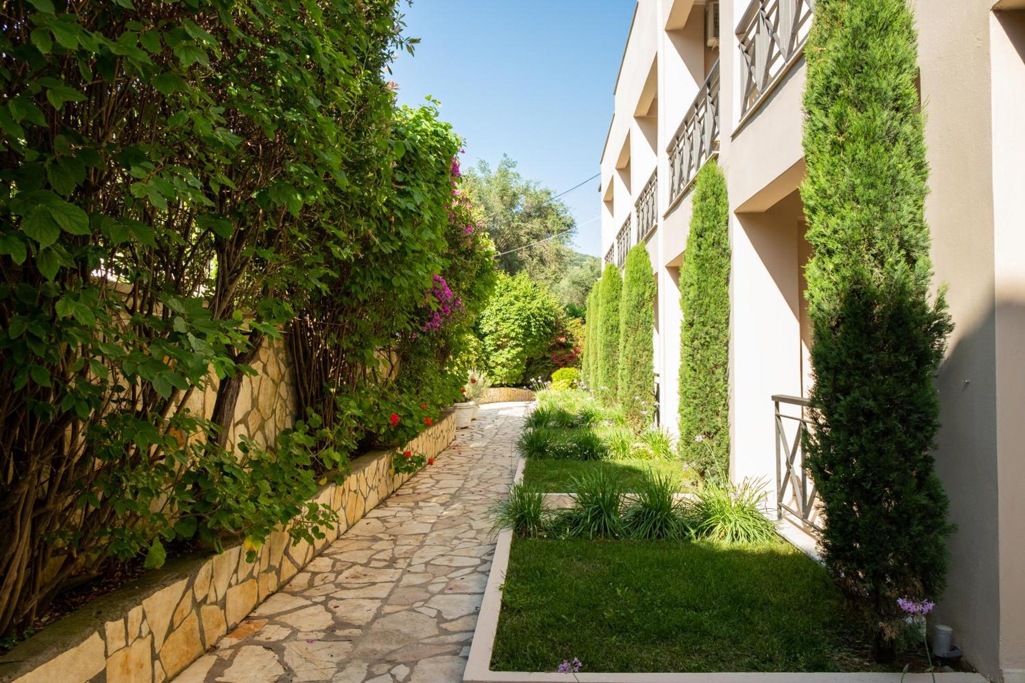 Holidays Apartment Ipsos