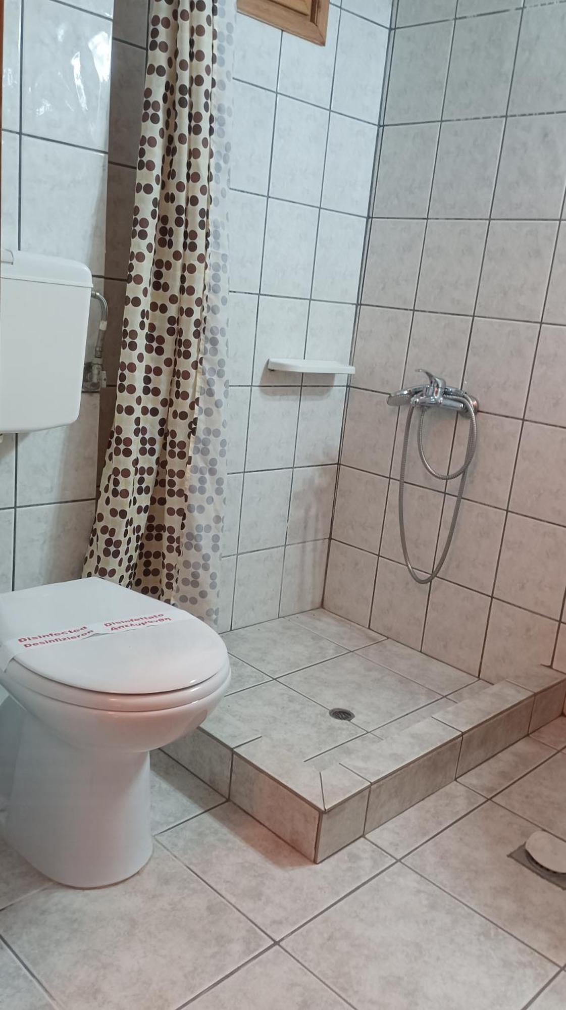 Zaritsi Apartment Tiros