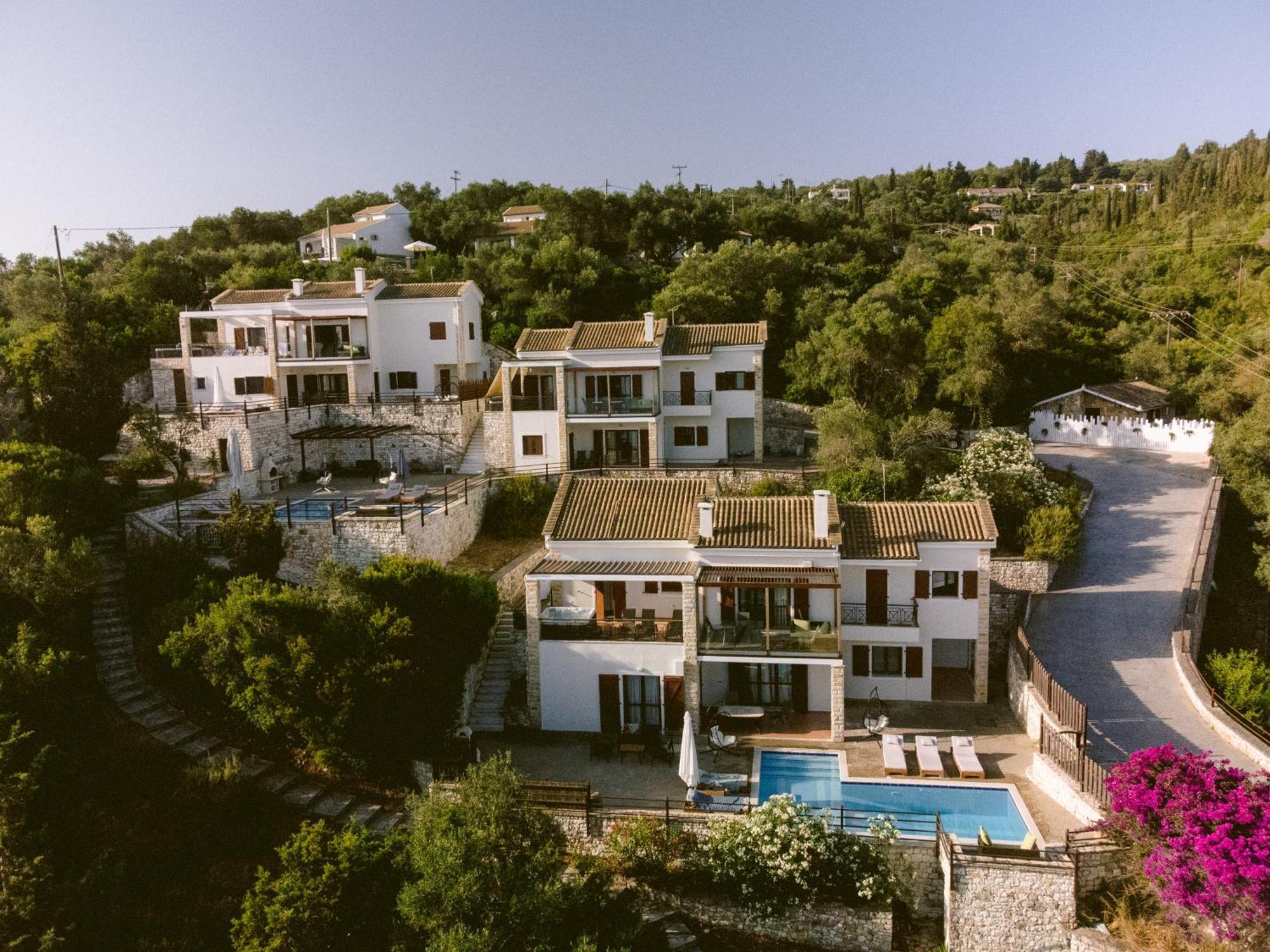 Aparthotel Anassa Mare Villas & Residences 3*