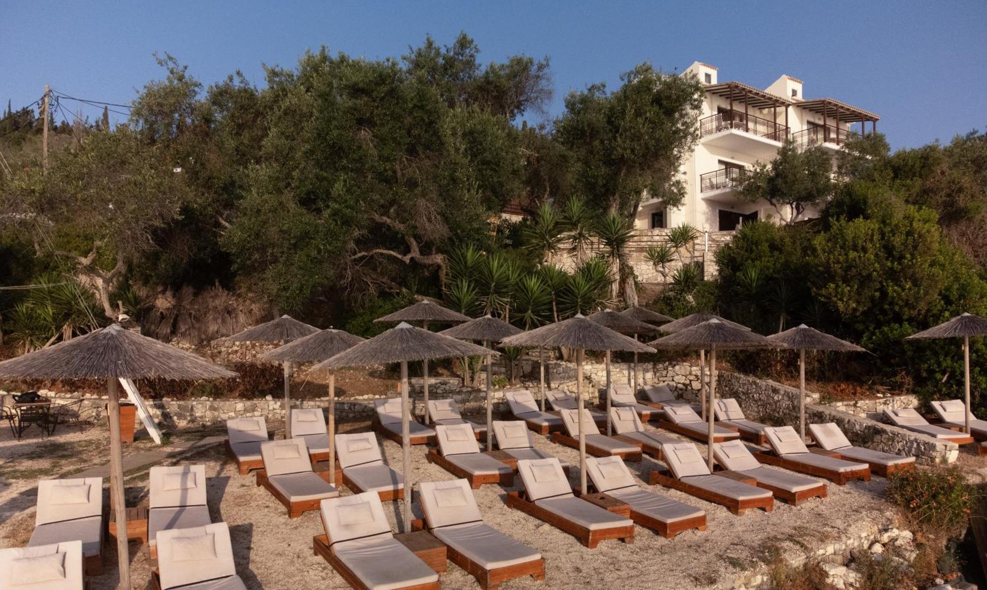 Aparthotel Anassa Mare Villas & Residences 3*
