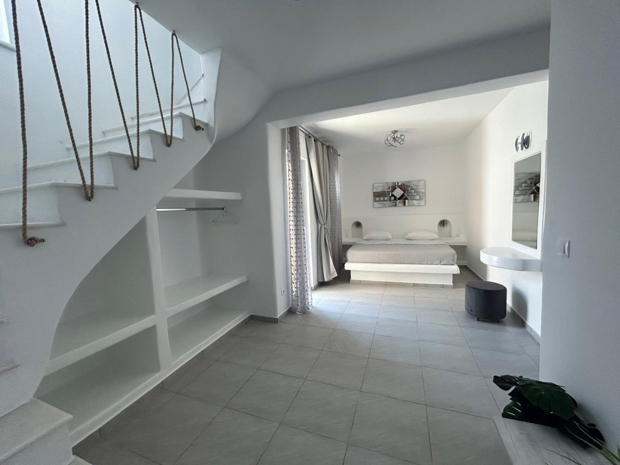 Diamond Apartment *