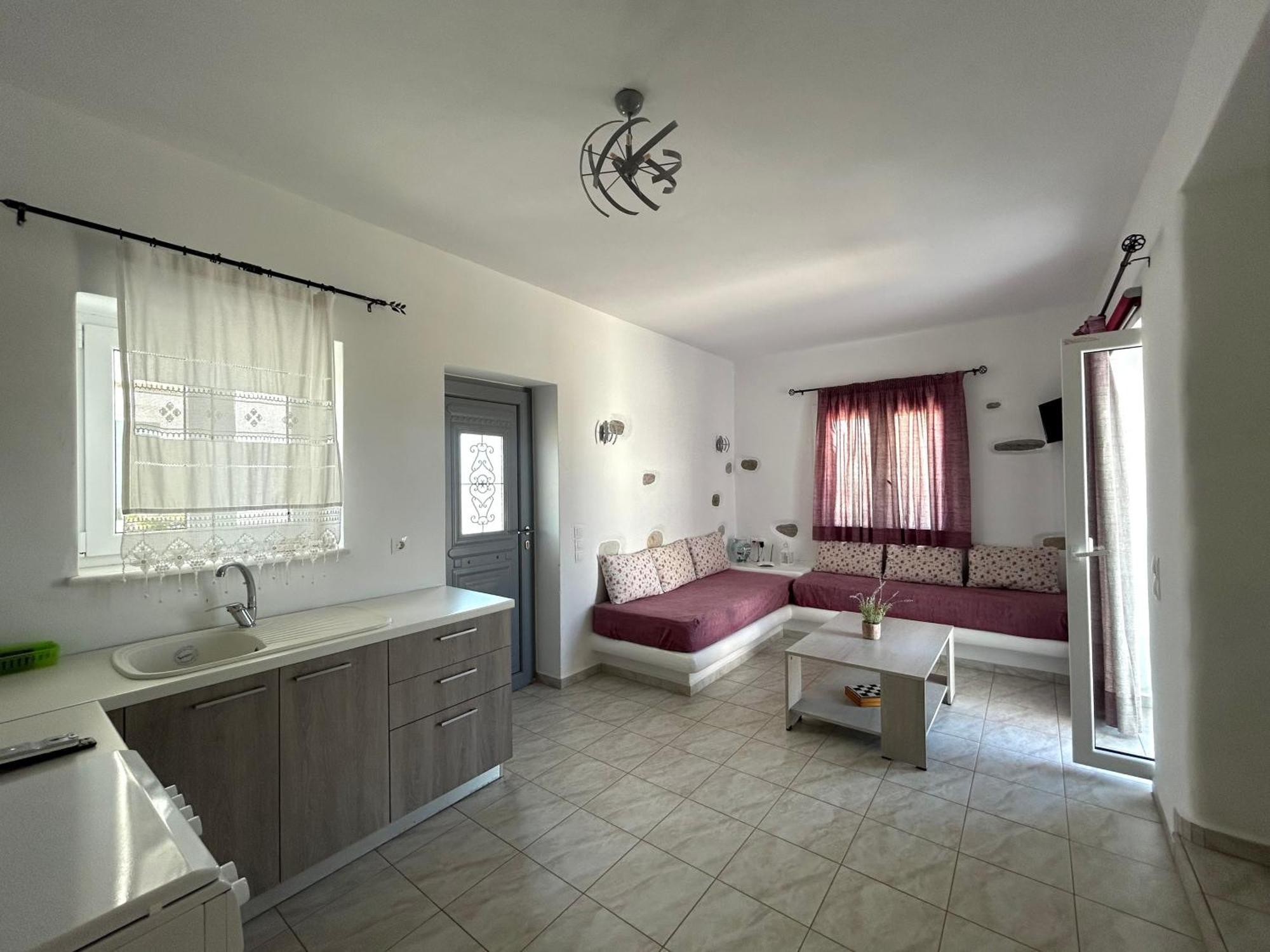 Diamond Apartment *