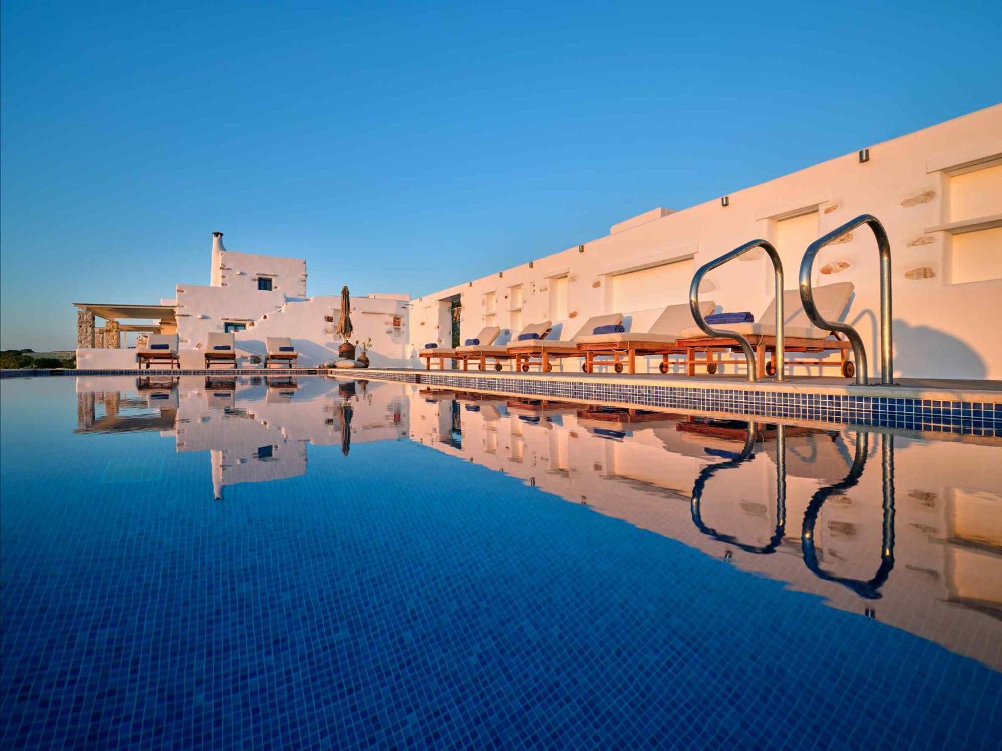 Villa Luxurious Pactia Amazing Pool