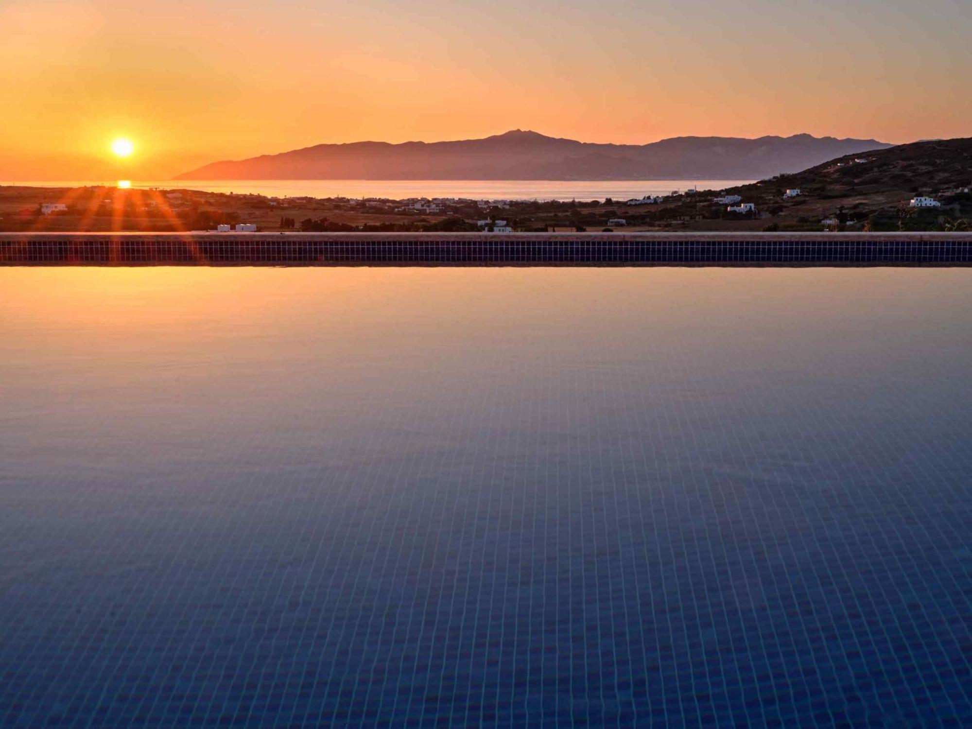 Luxurious Pactia Amazing Pool Villa