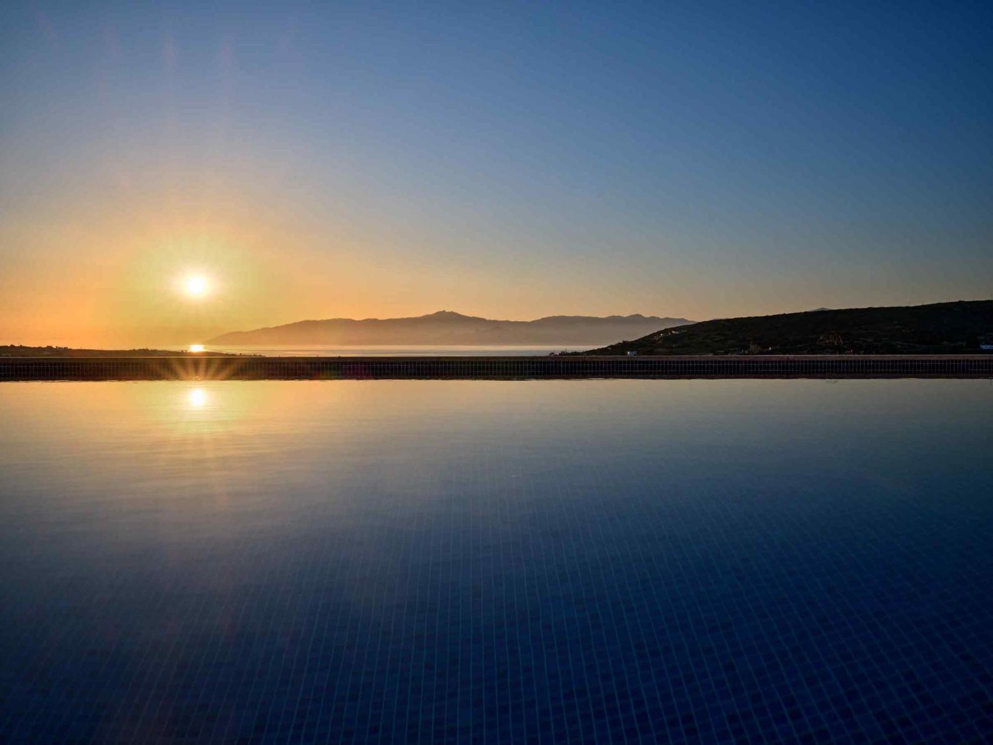 Villa Luxurious Pactia Amazing Pool