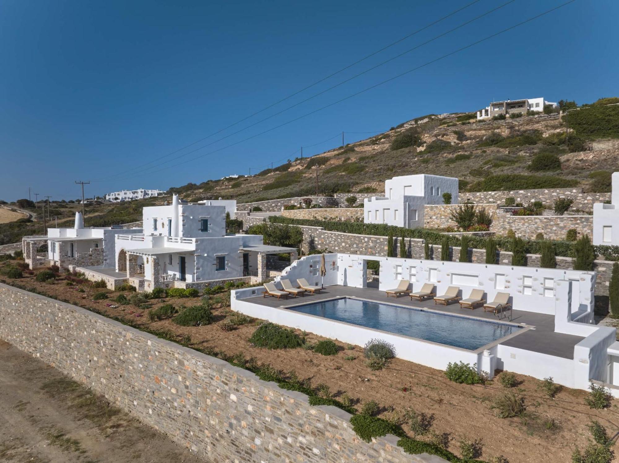 Luxurious Pactia Amazing Pool Isterni (Paros)