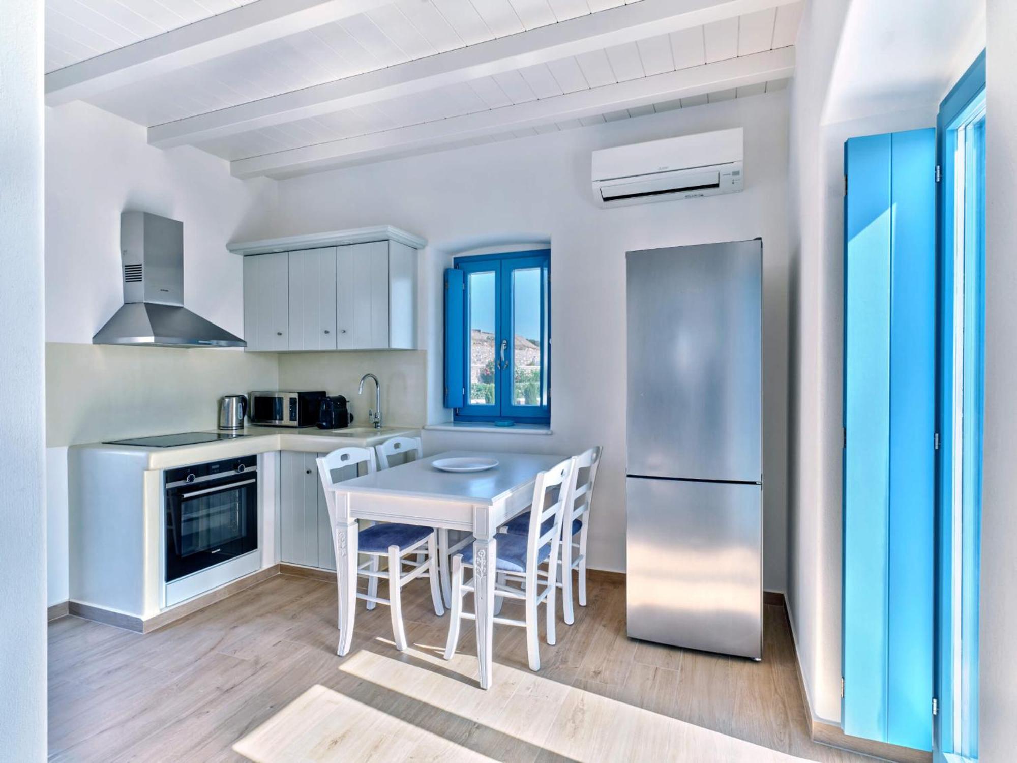 Luxurious Pactia Amazing Pool Isterni (Paros)