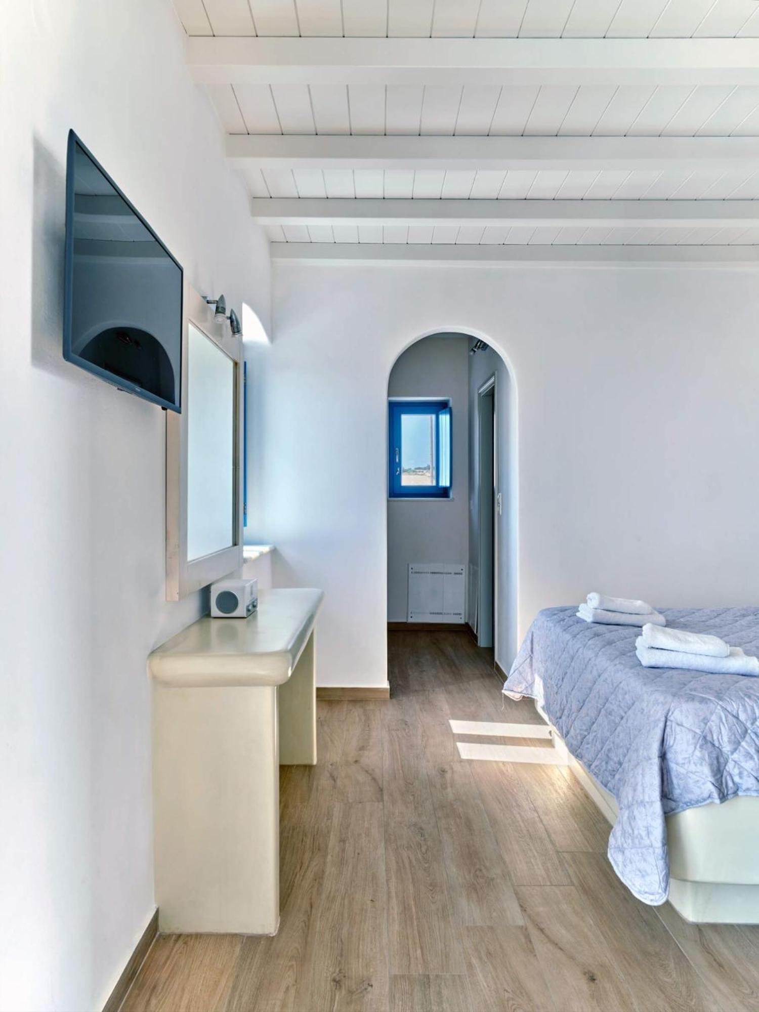 Luxurious Pactia Amazing Pool * Isterni (Paros)