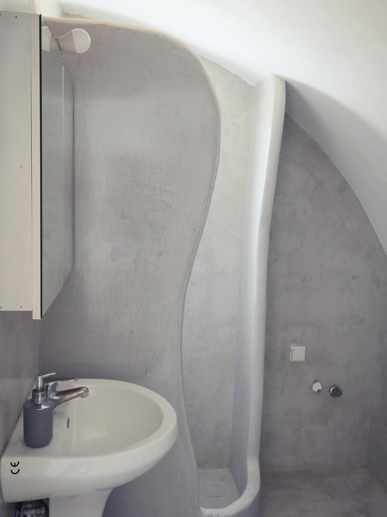 Leon Lux Aparthotel 3*