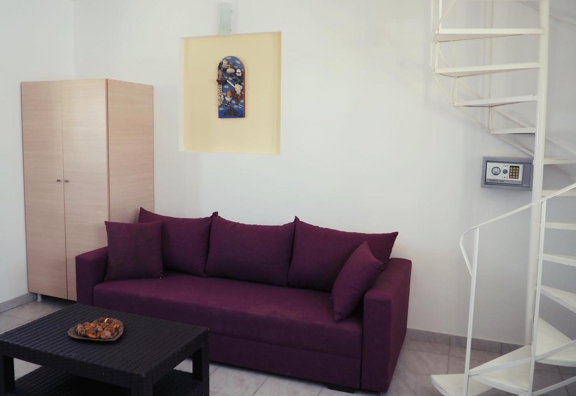 Aparthotel Leon Lux Perivolos (Santorini)