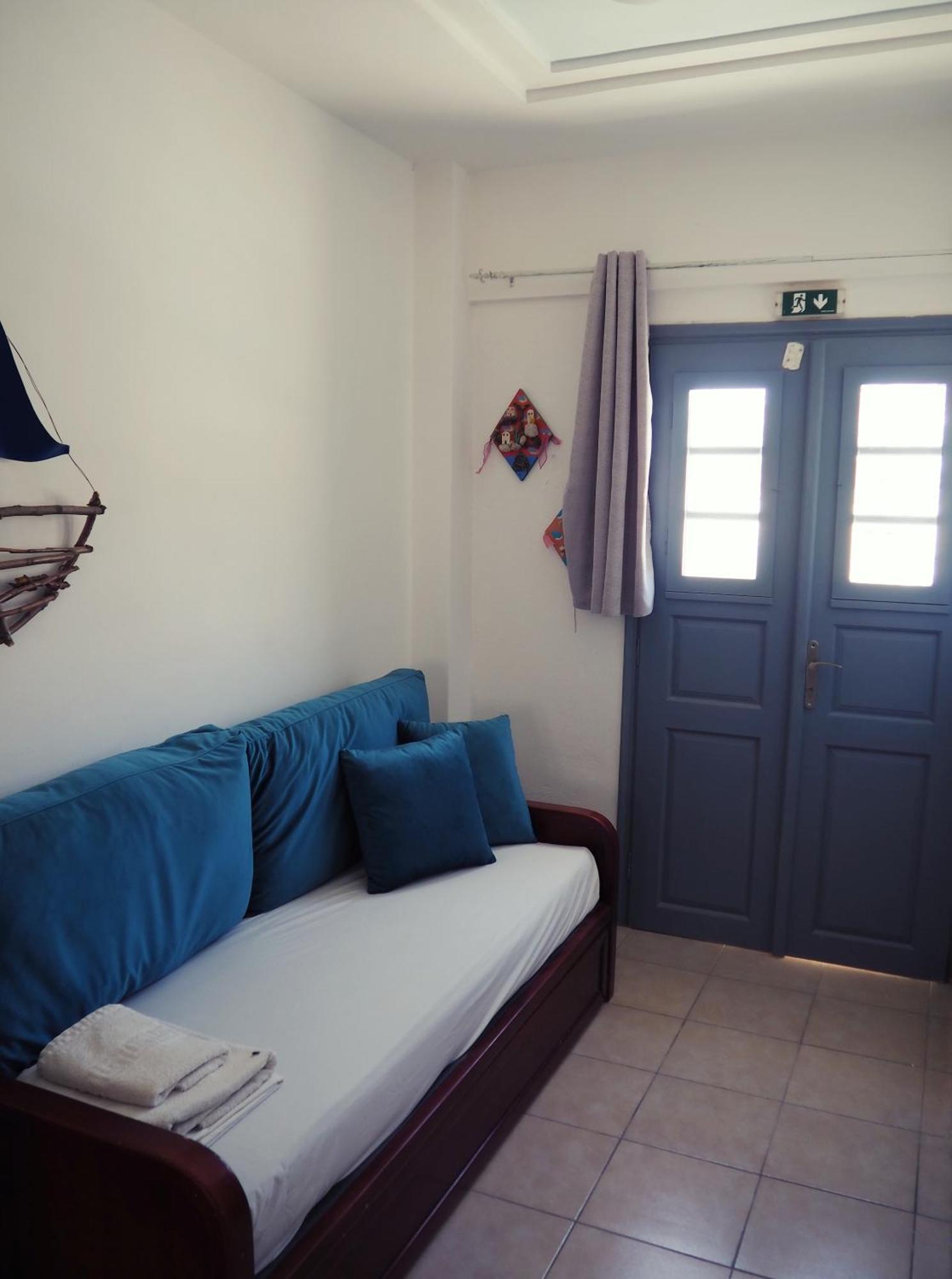 Leon Lux Aparthotel 3*