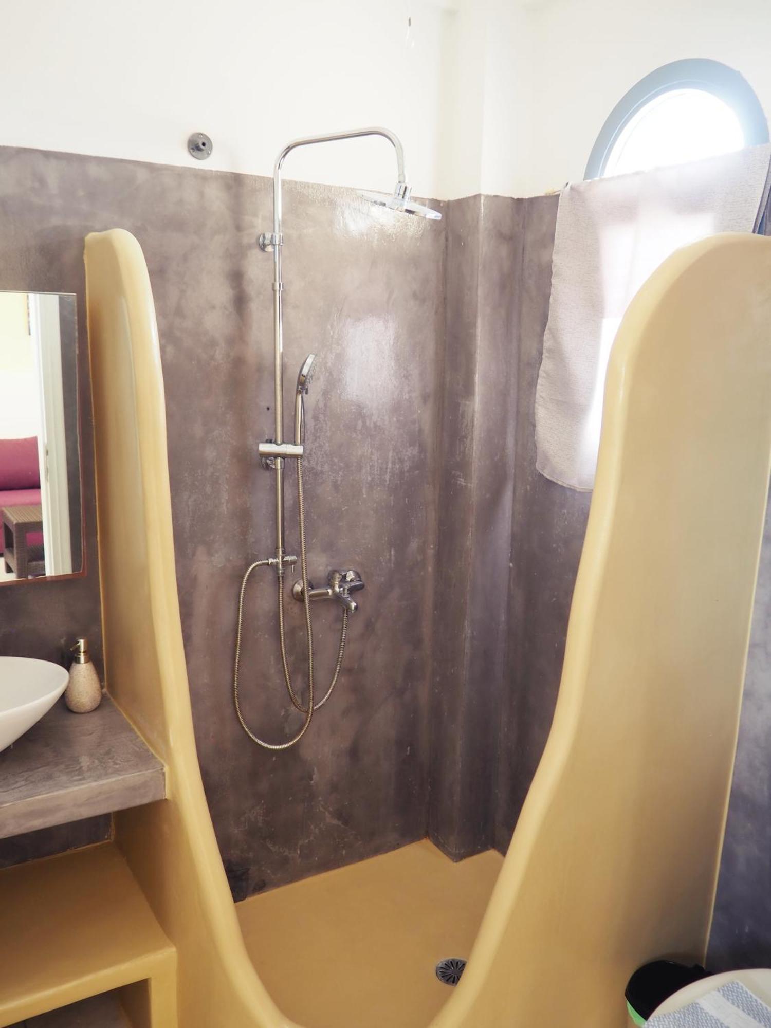 Aparthotel Leon Lux 3*