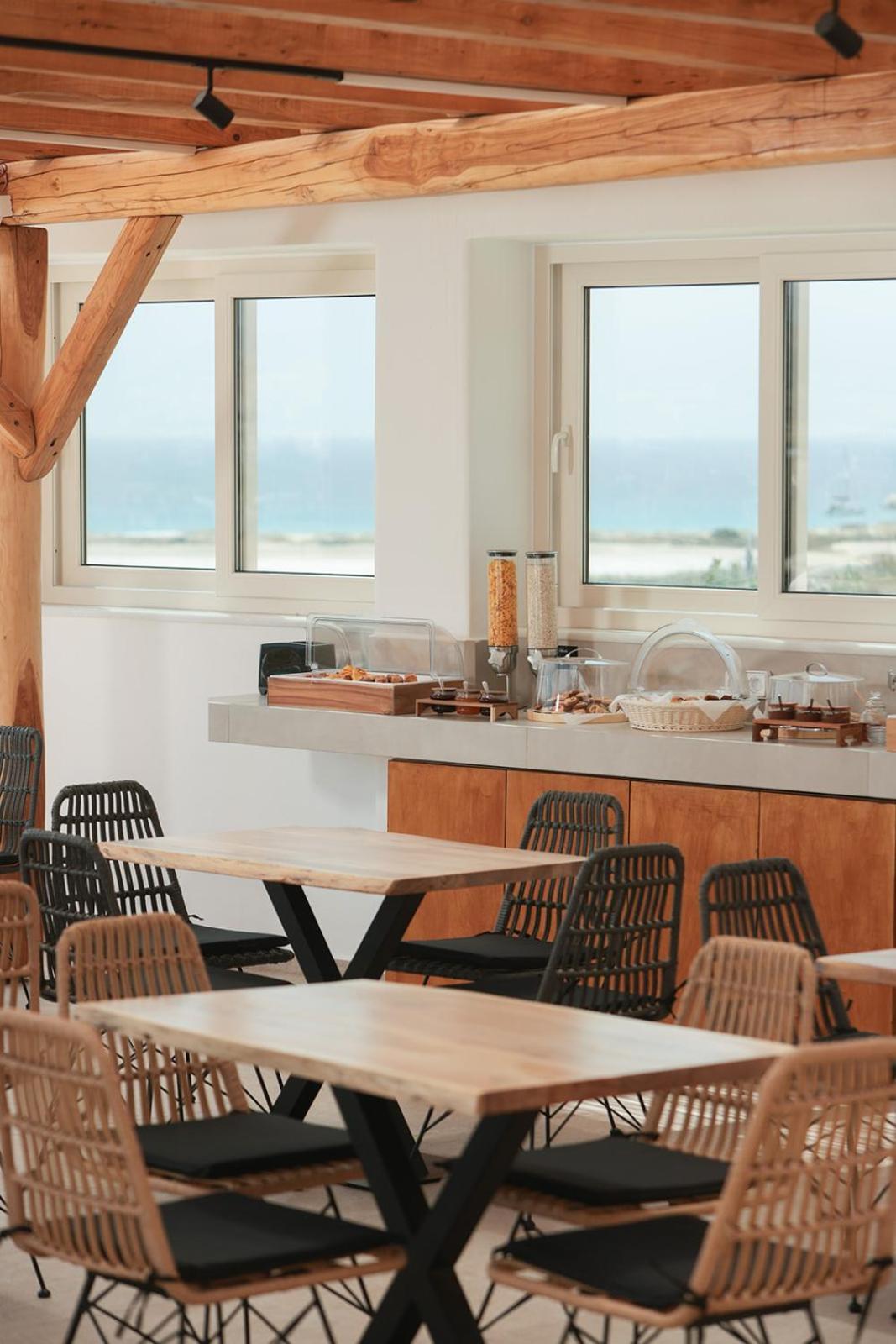 Naxos Earth Hotel *