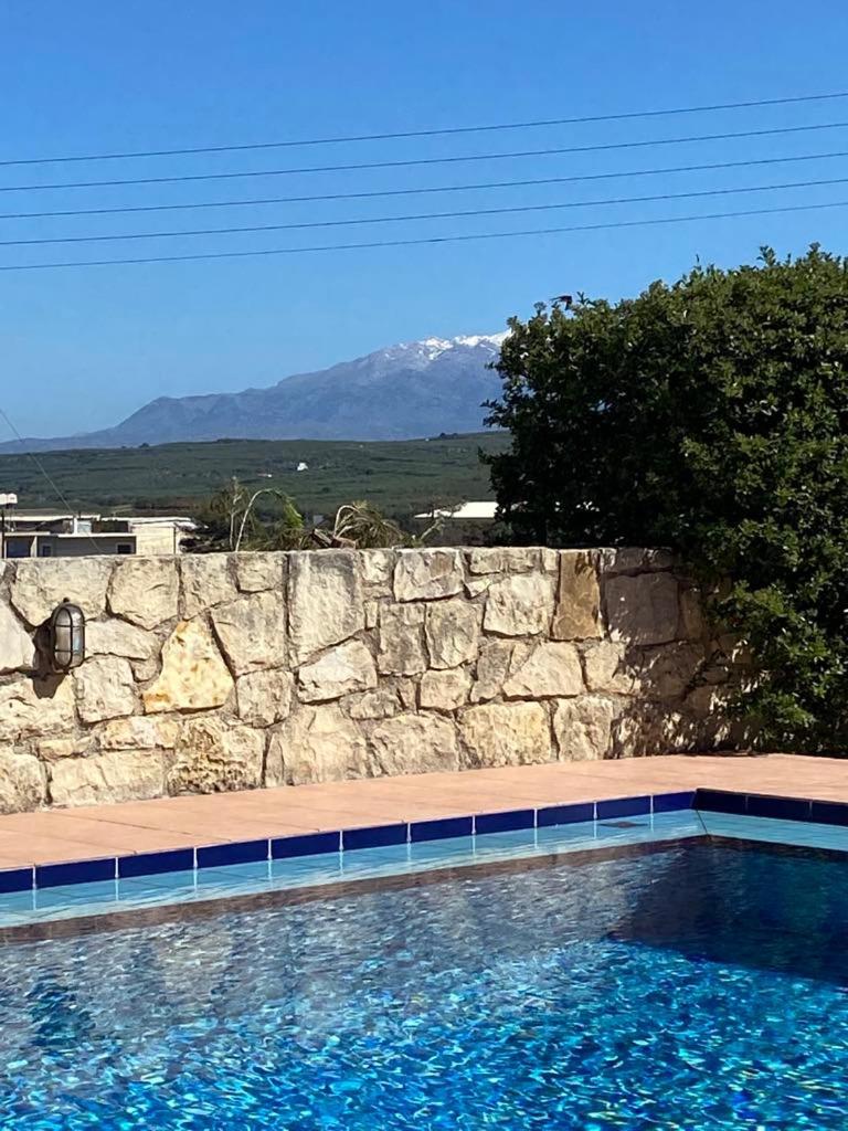 Harriet Maria With Pool And Ocean View Kolimbari, Chania