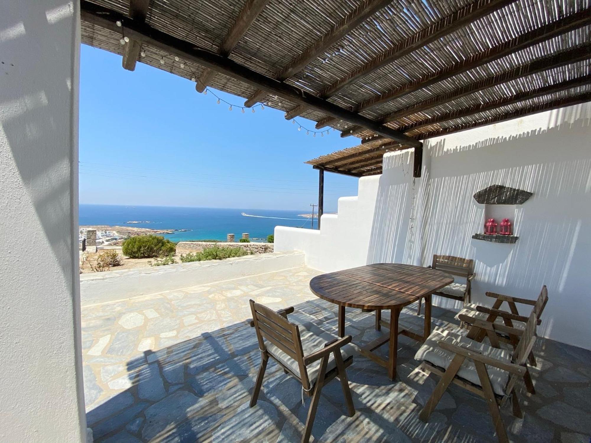 View House In Paroikia