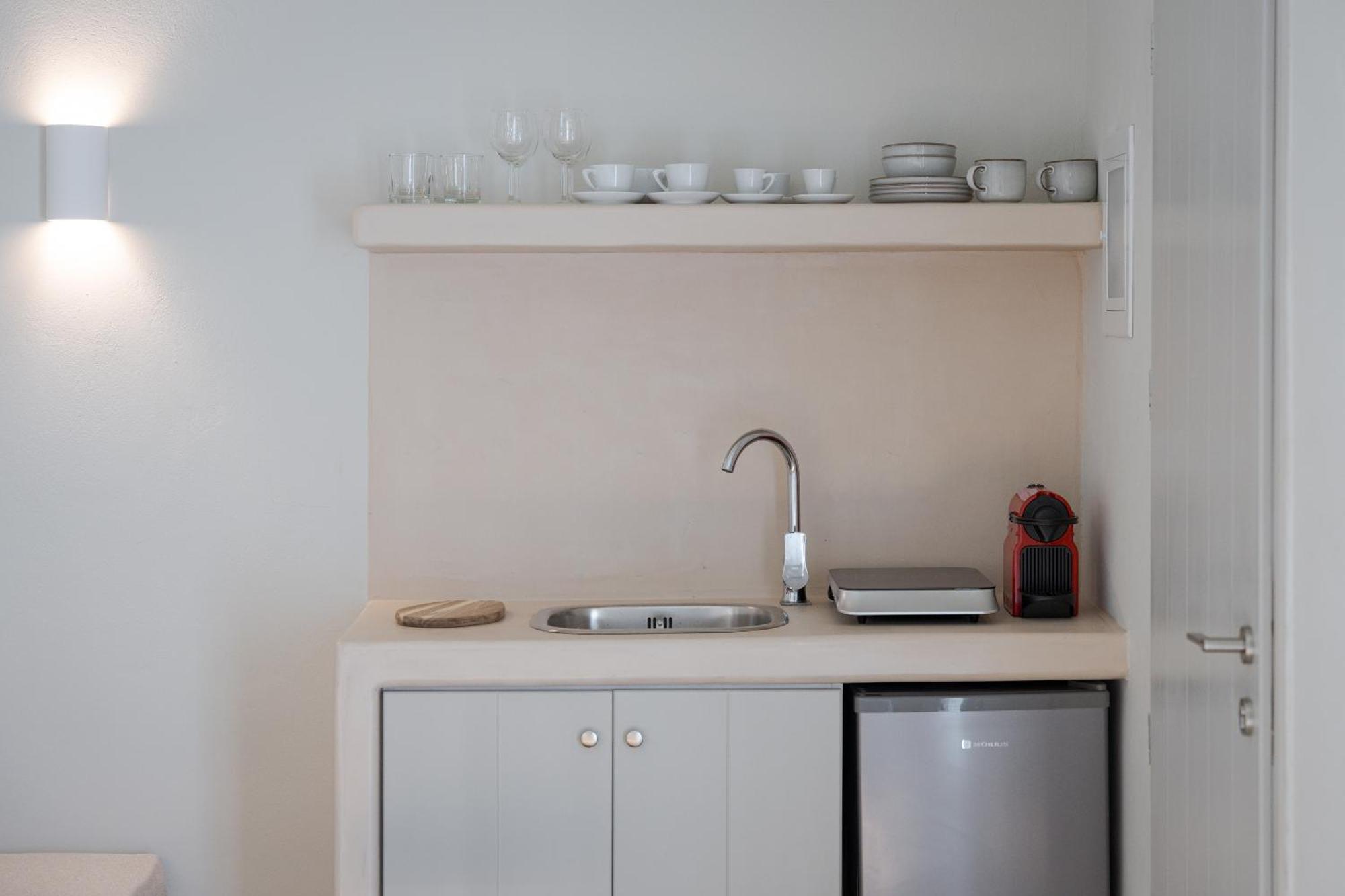 Kythea Apartment