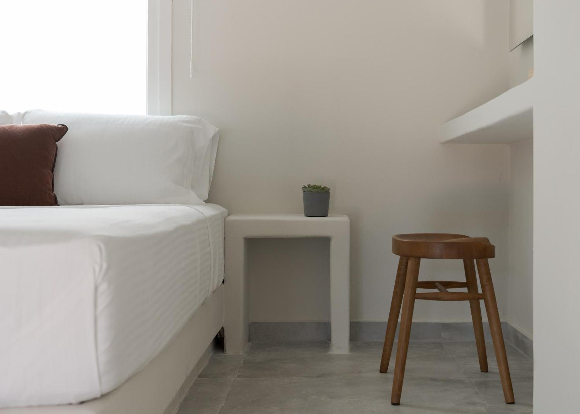 Kythea Apartment