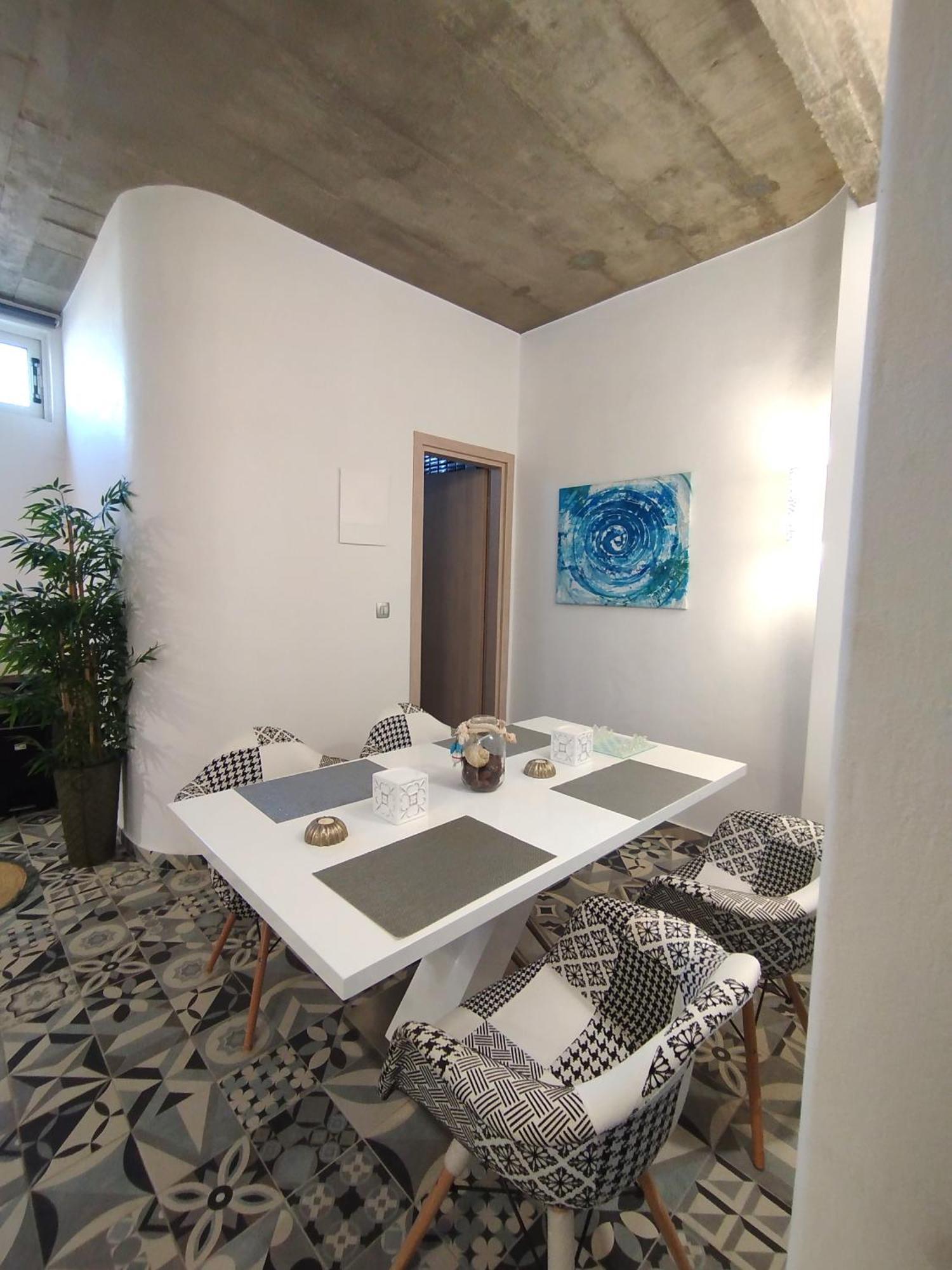 Ab Living Santorini