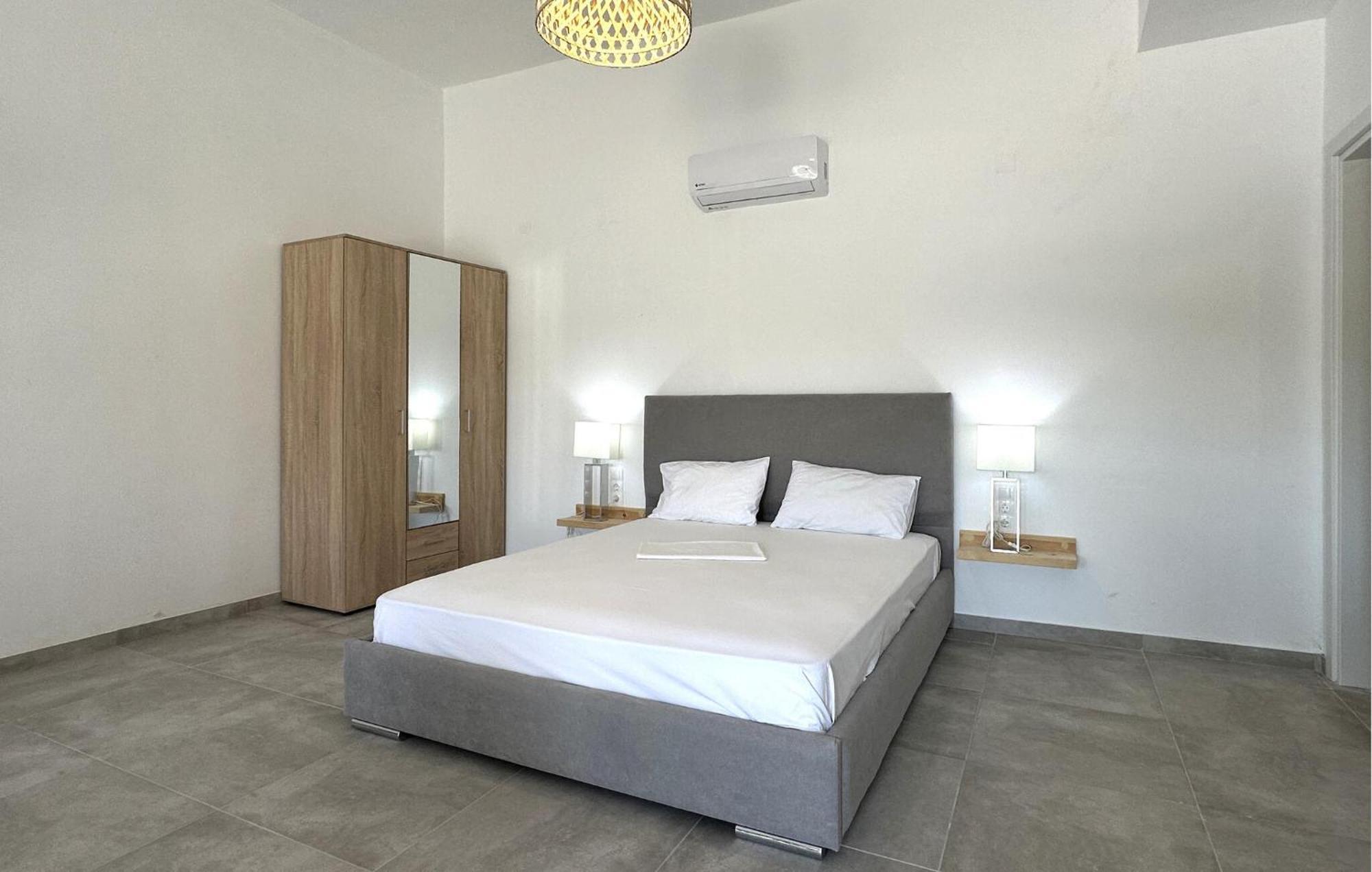 Awesome In Evia With Kitchen Vasilika (Evia)