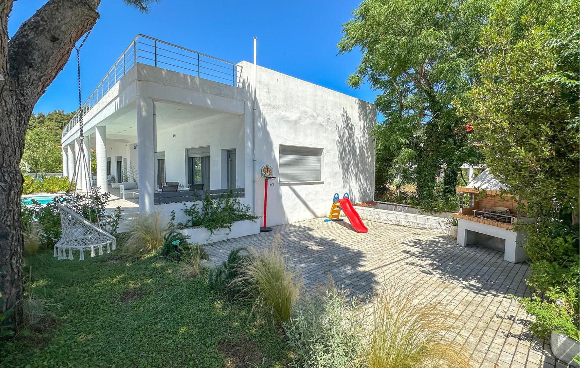 Awesome In Evia With Kitchen Vasilika (Evia)