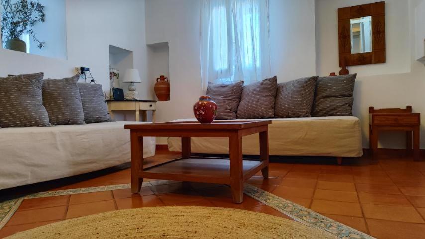 Kochili. Villa *
