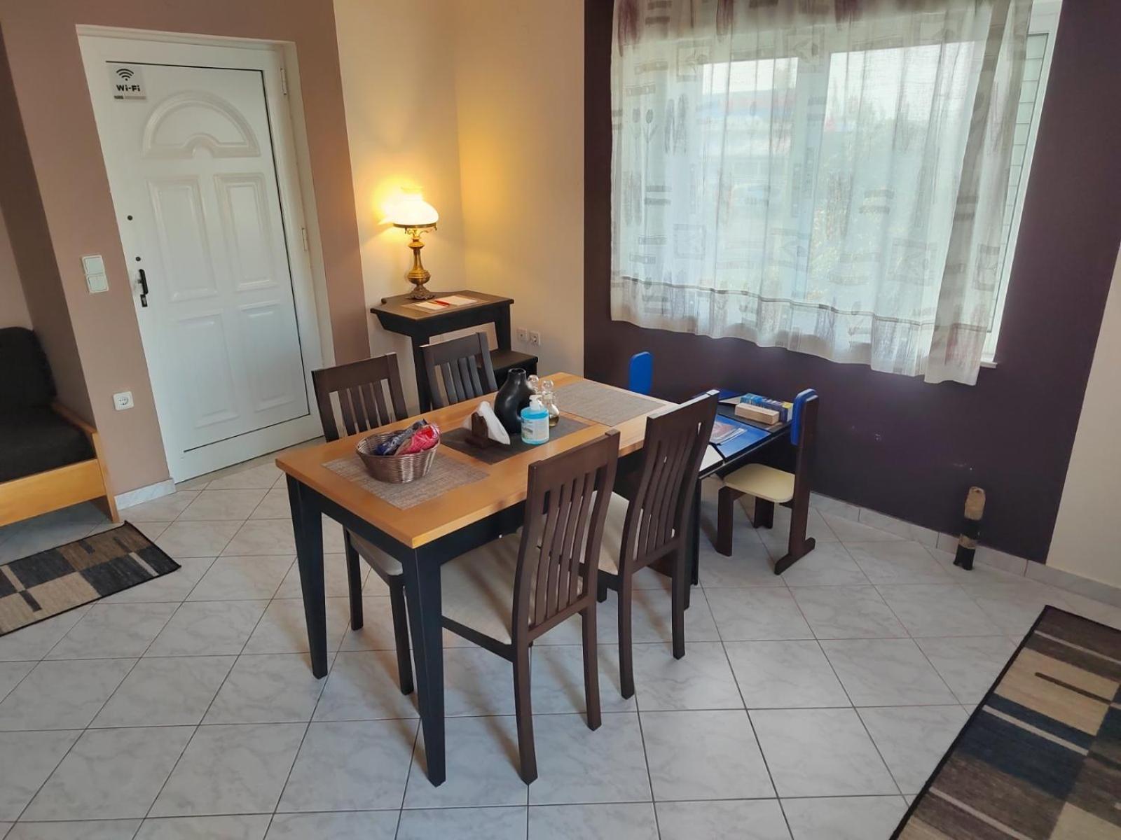 Apartment Manos