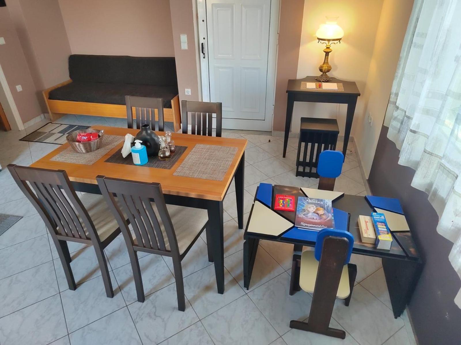 Manos Apartment