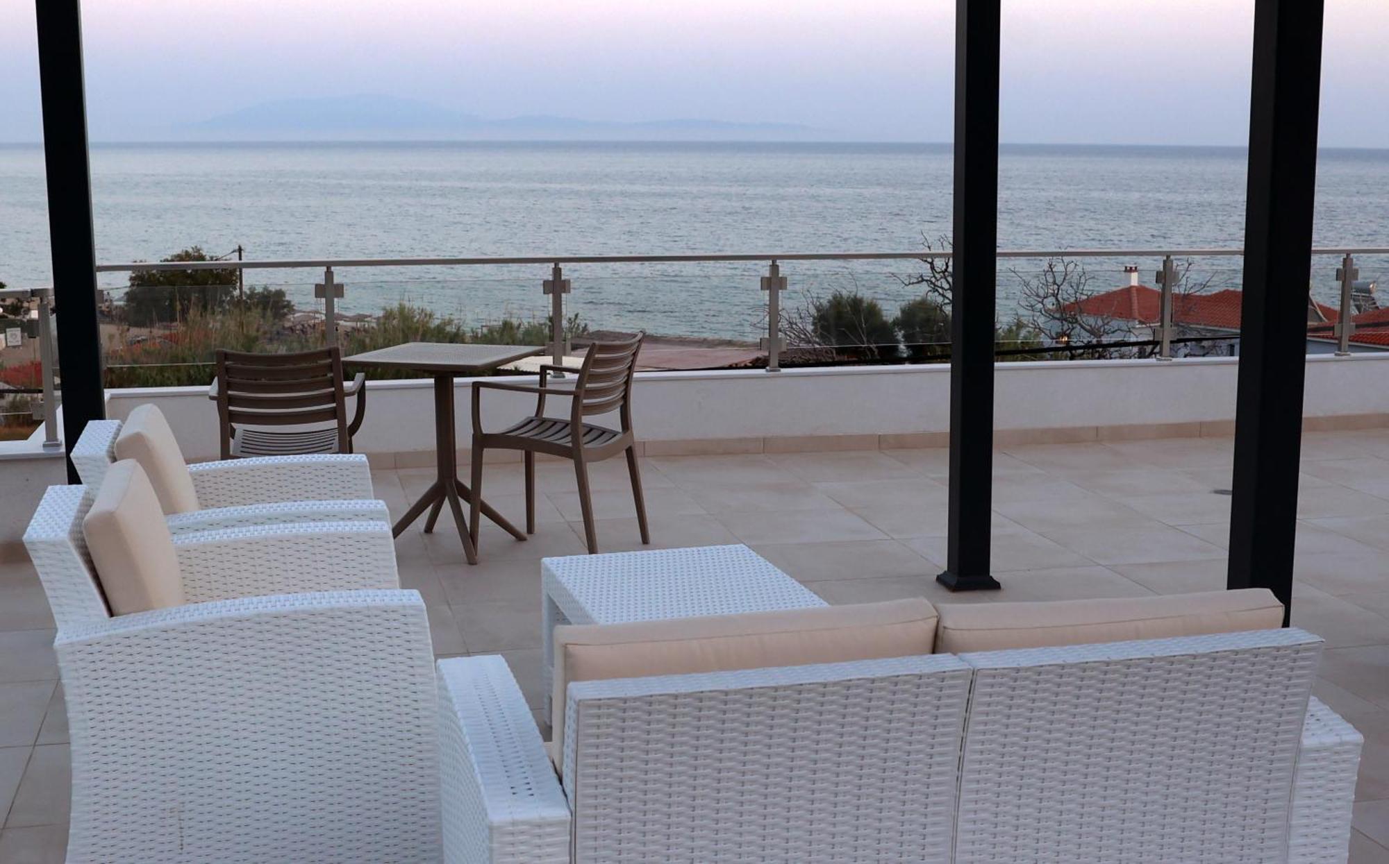 Ocean View And Luxury Apartment