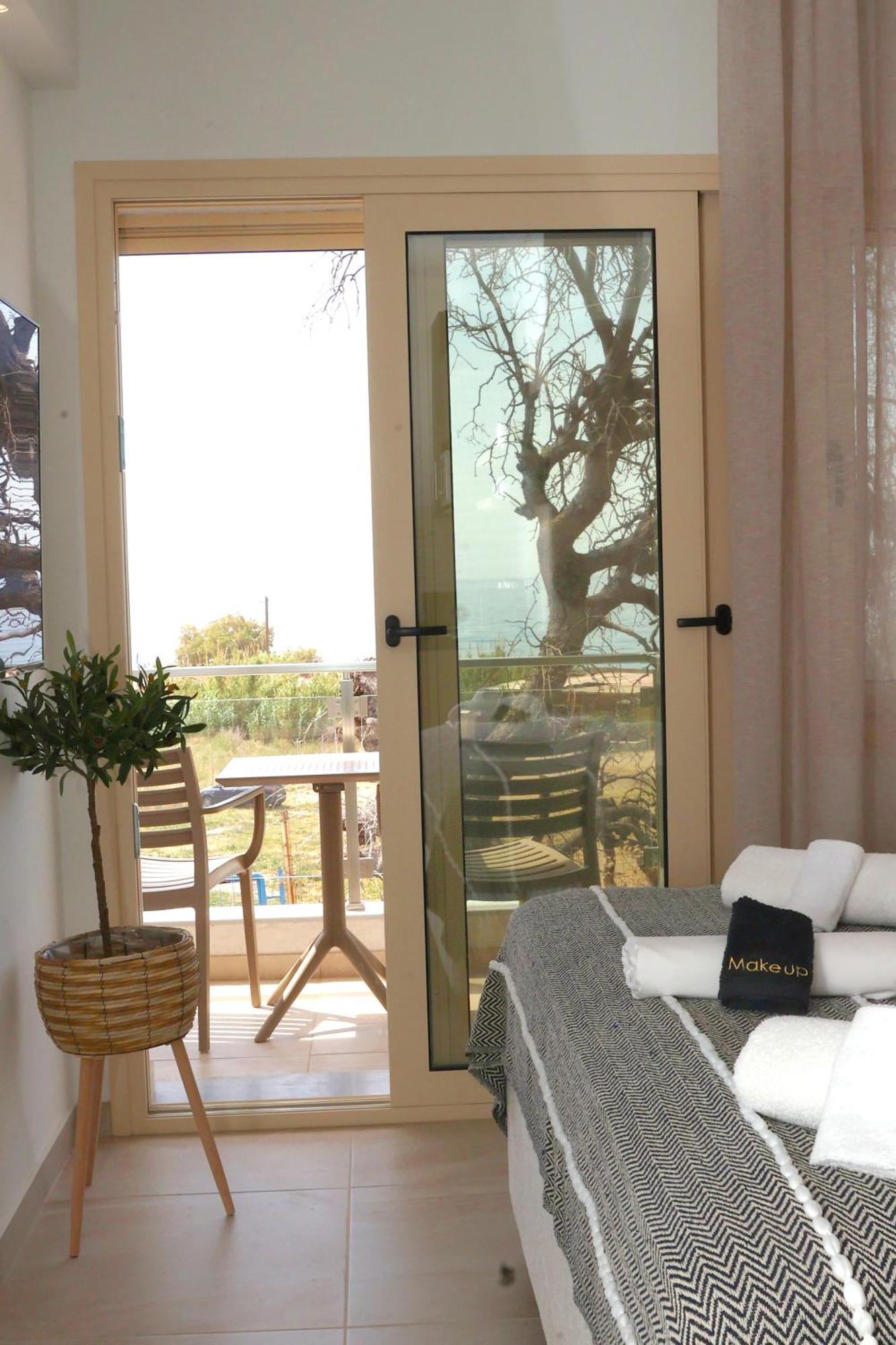 Ocean View And Luxury Apartment