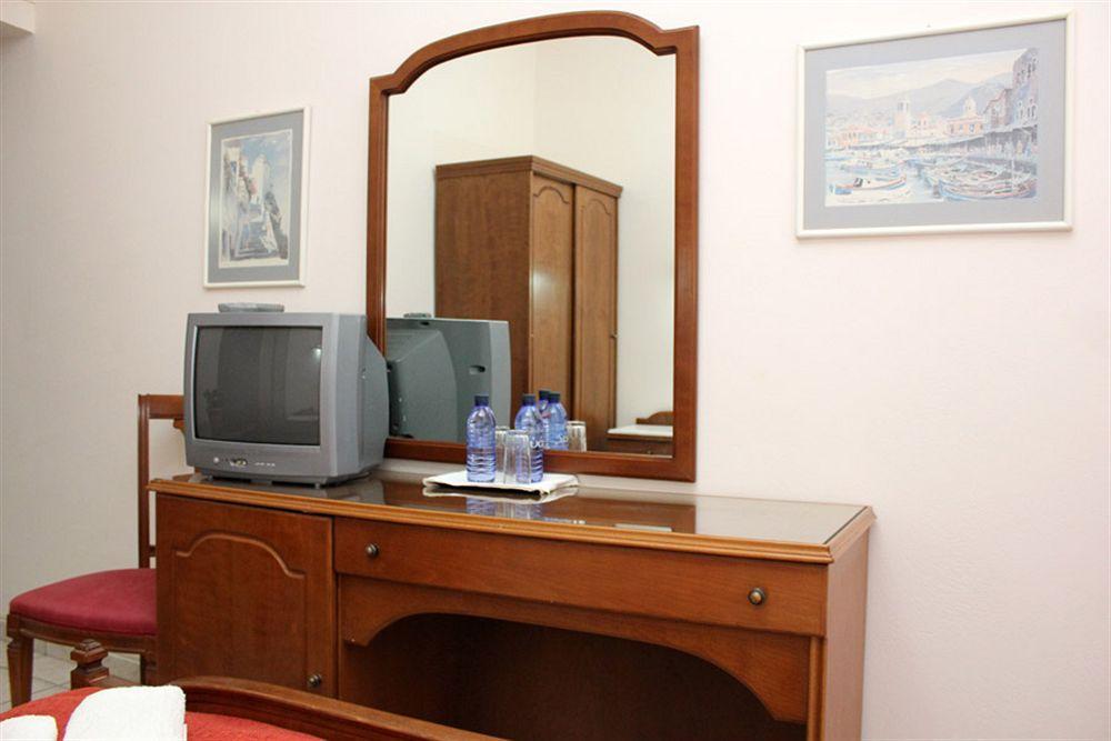 Guest house Achilleas Hydra (Saronic Islands)