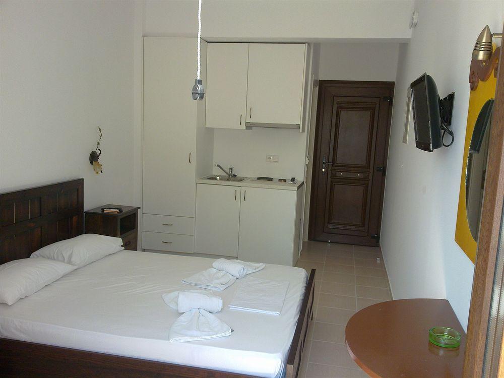 Depis Place And Naxos City