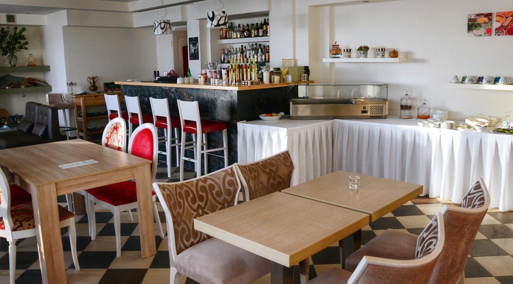 Hotel Filion Eco & Nea Styra
