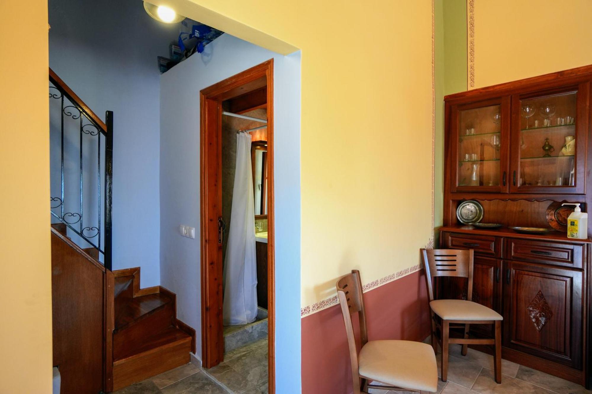 Uptown Indigo Apartment Symi