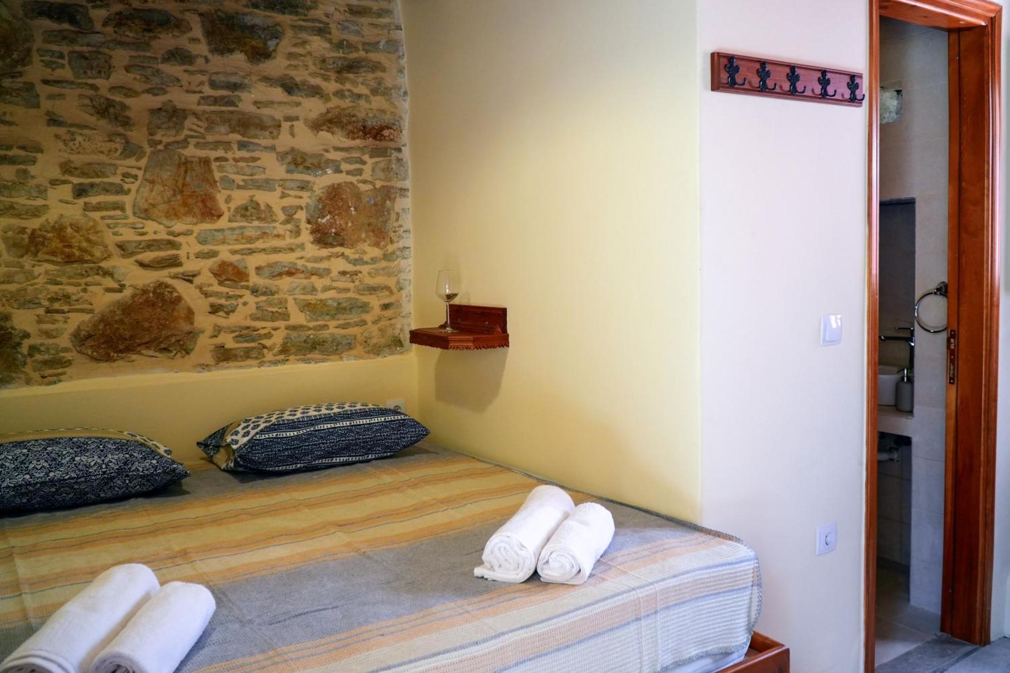 Uptown Indigo Apartment Symi