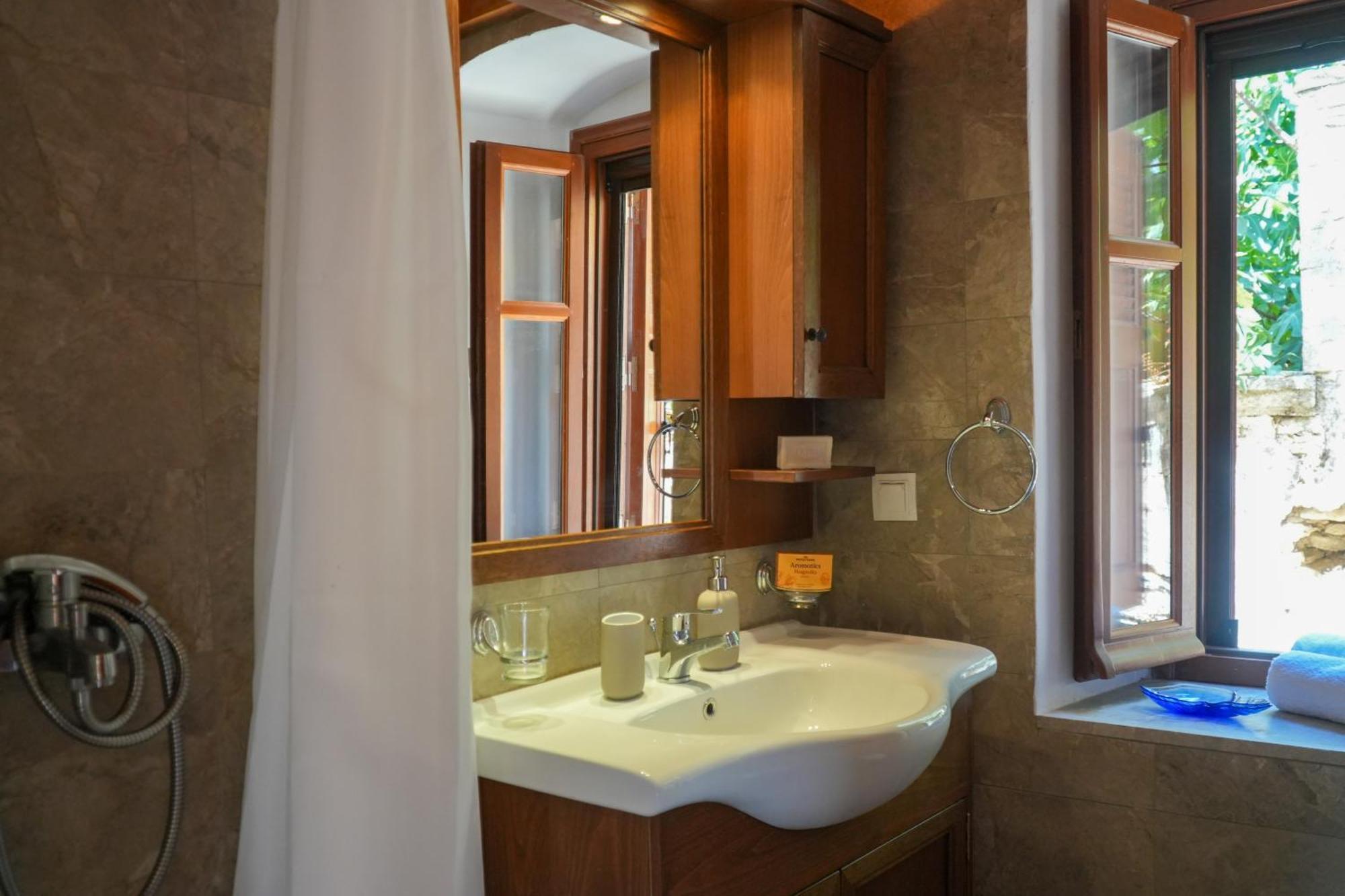 Uptown Indigo Symi