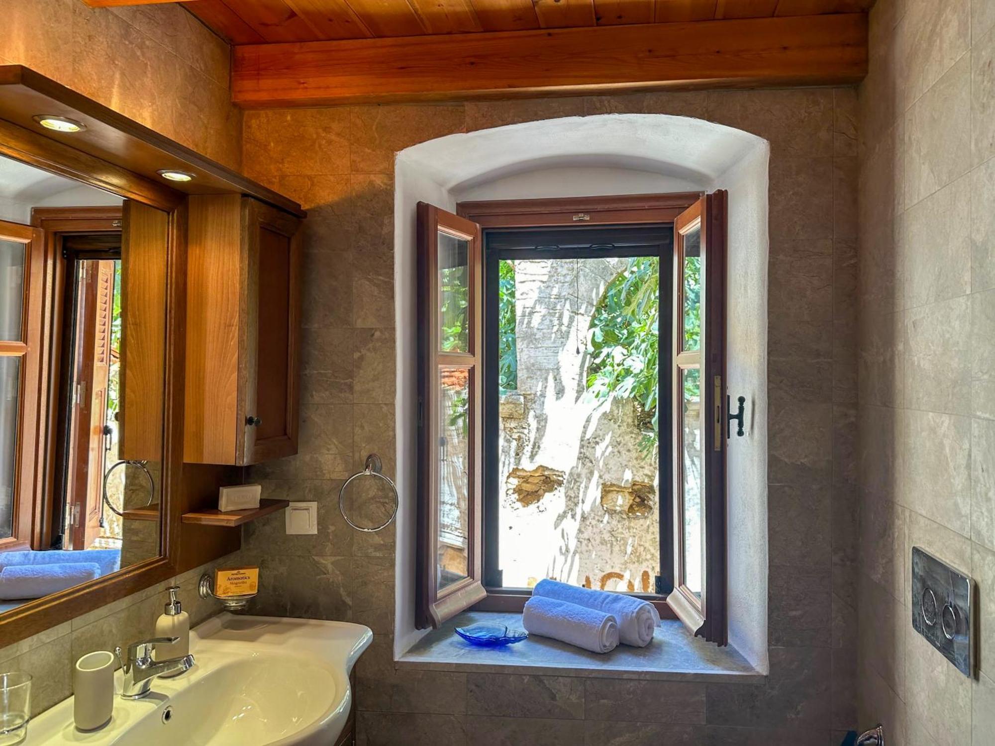 Uptown Indigo Symi