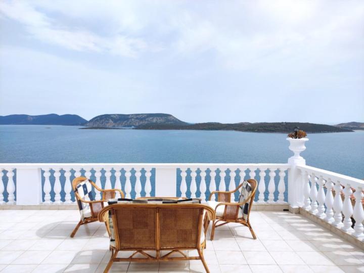 Kd Luxury Apartment Ermioni