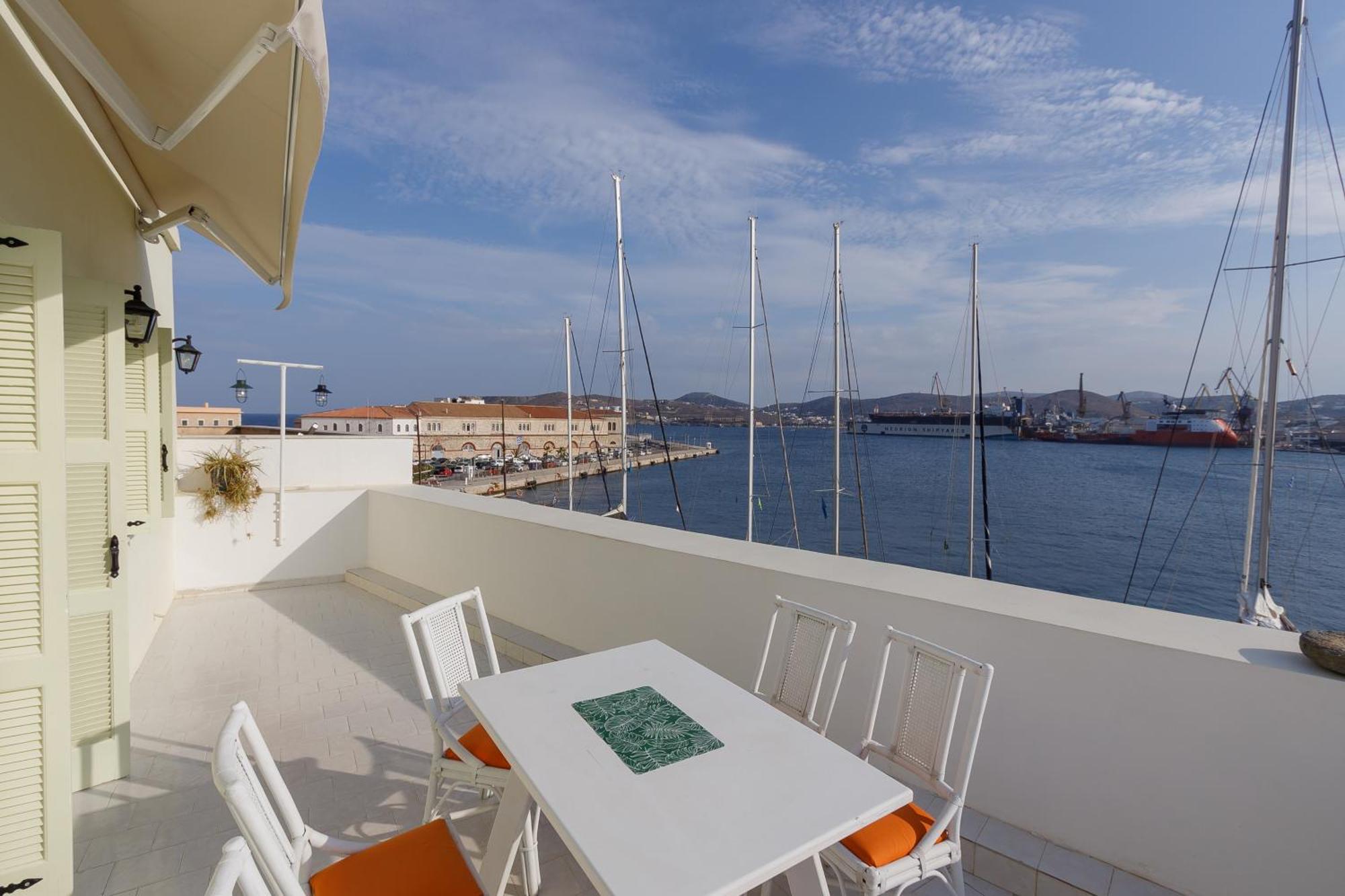 Harbour View * Ermoupoli