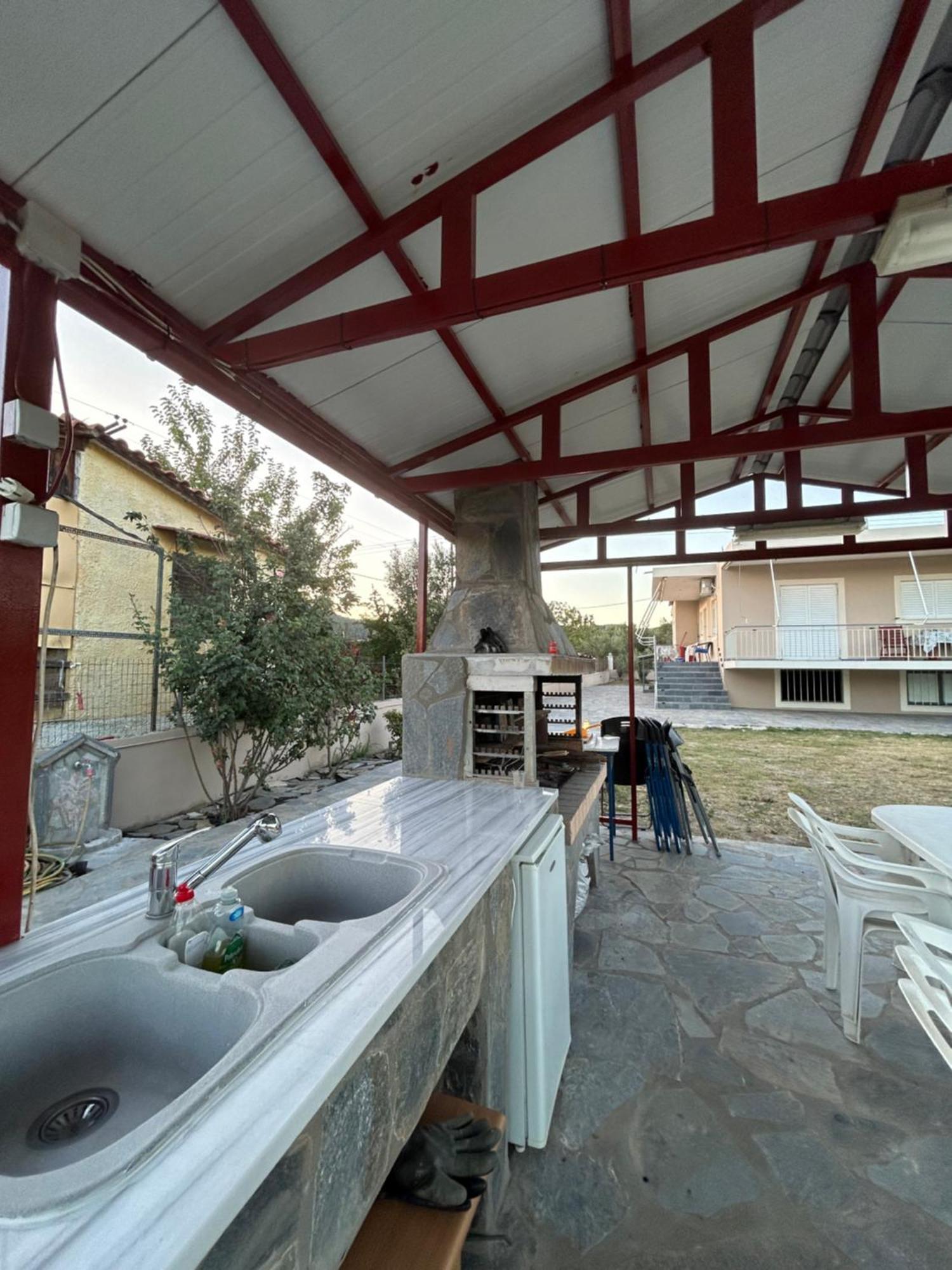 κτήμα καρνέση Edipsos