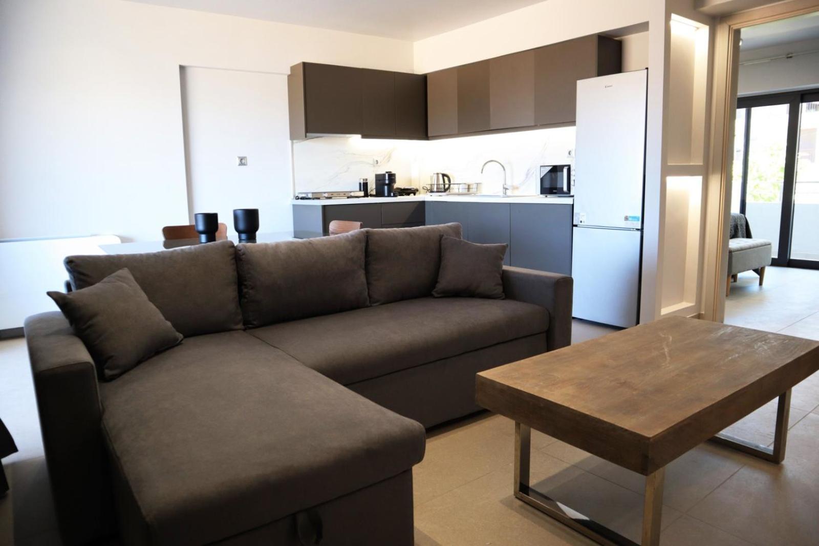 Golden 2 Apartment *