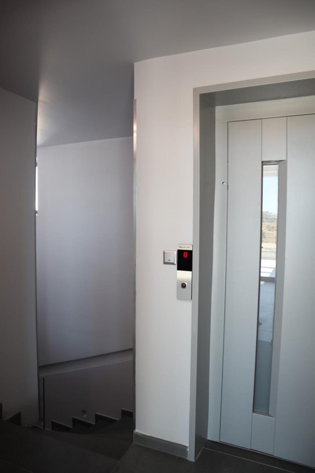 Apartment Golden 2 *