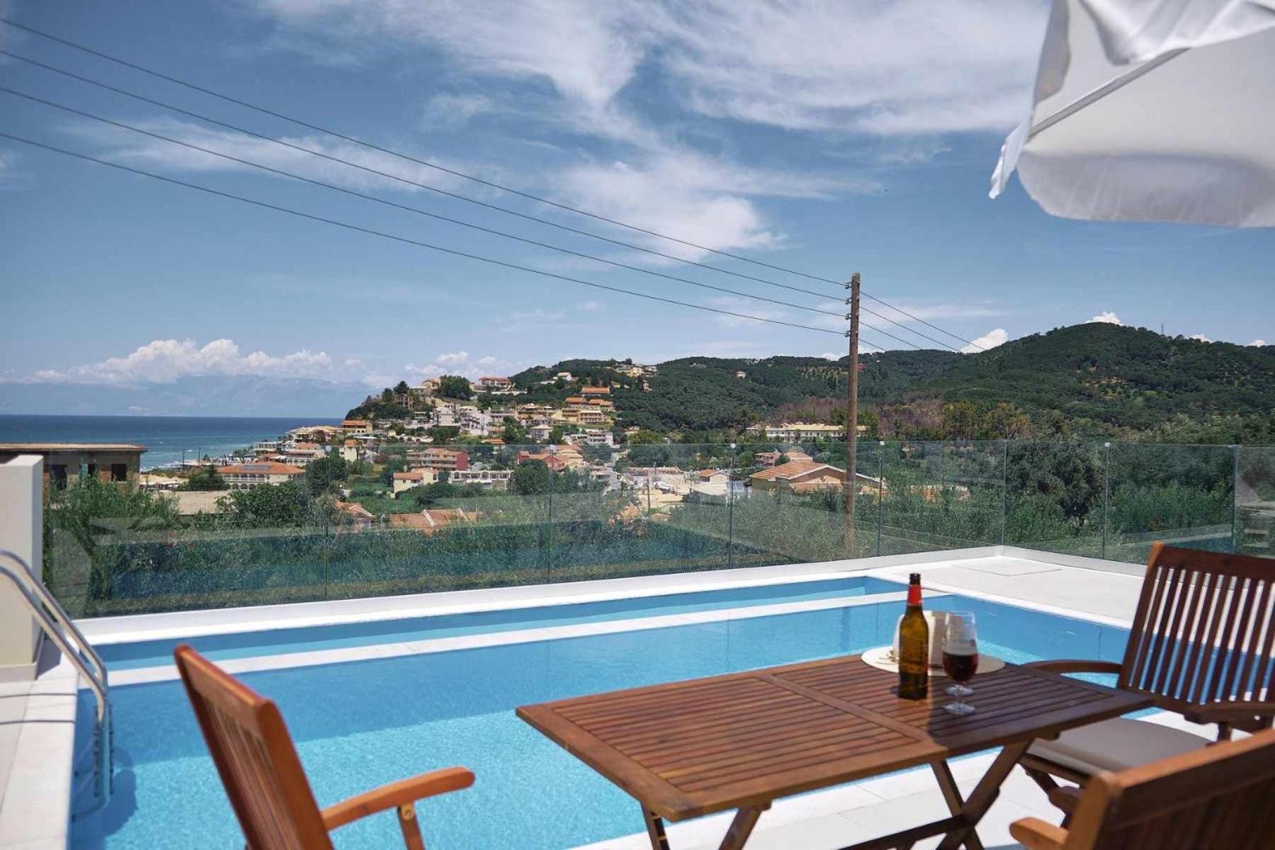 Mini Tsaros * Agios Stefanos Avliotes (Corfu)