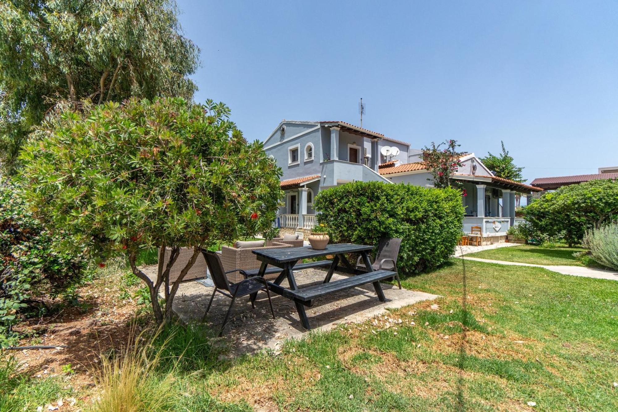 Apartment Maria Almiros Beach