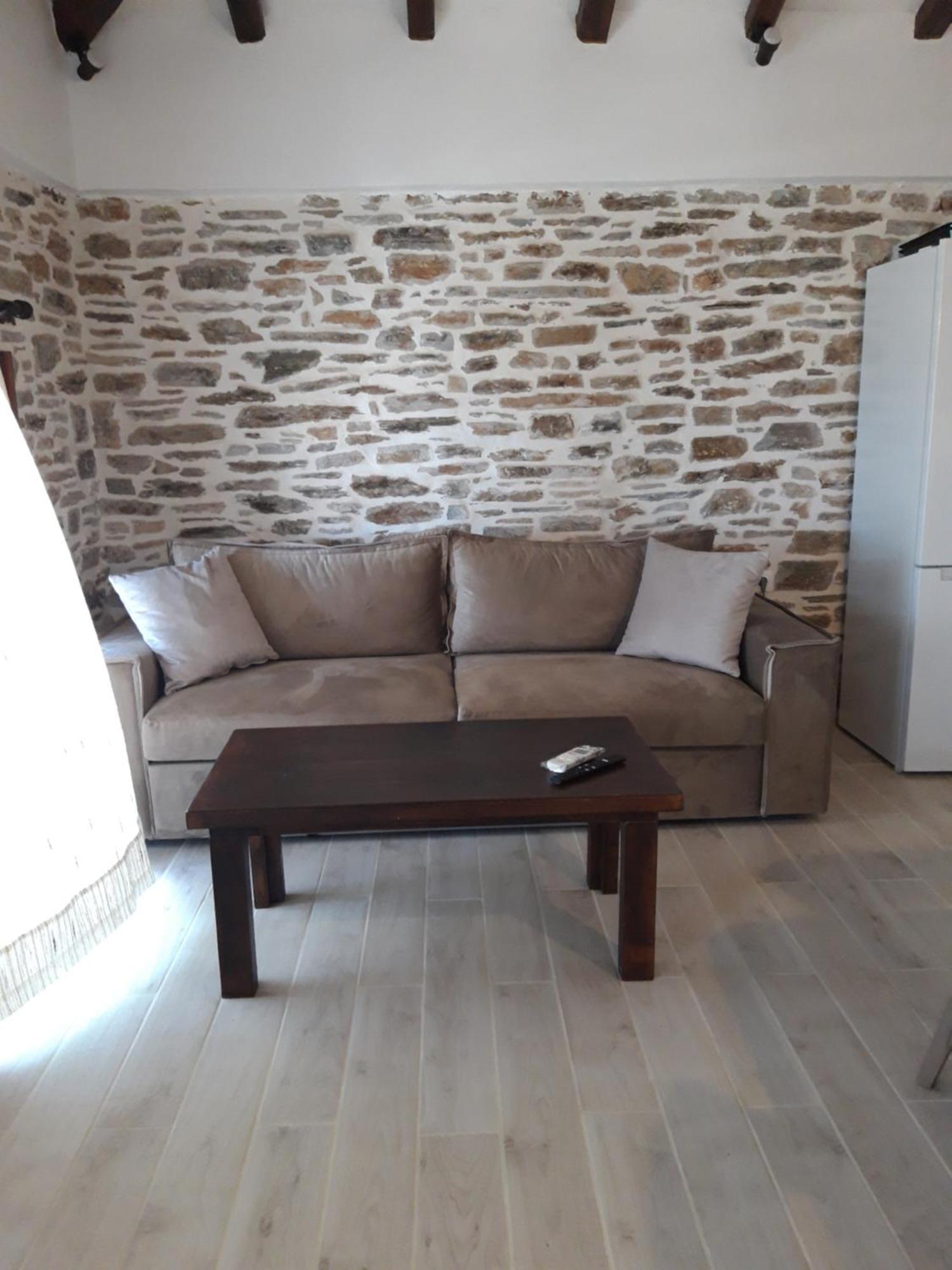 Aspasia Apartment