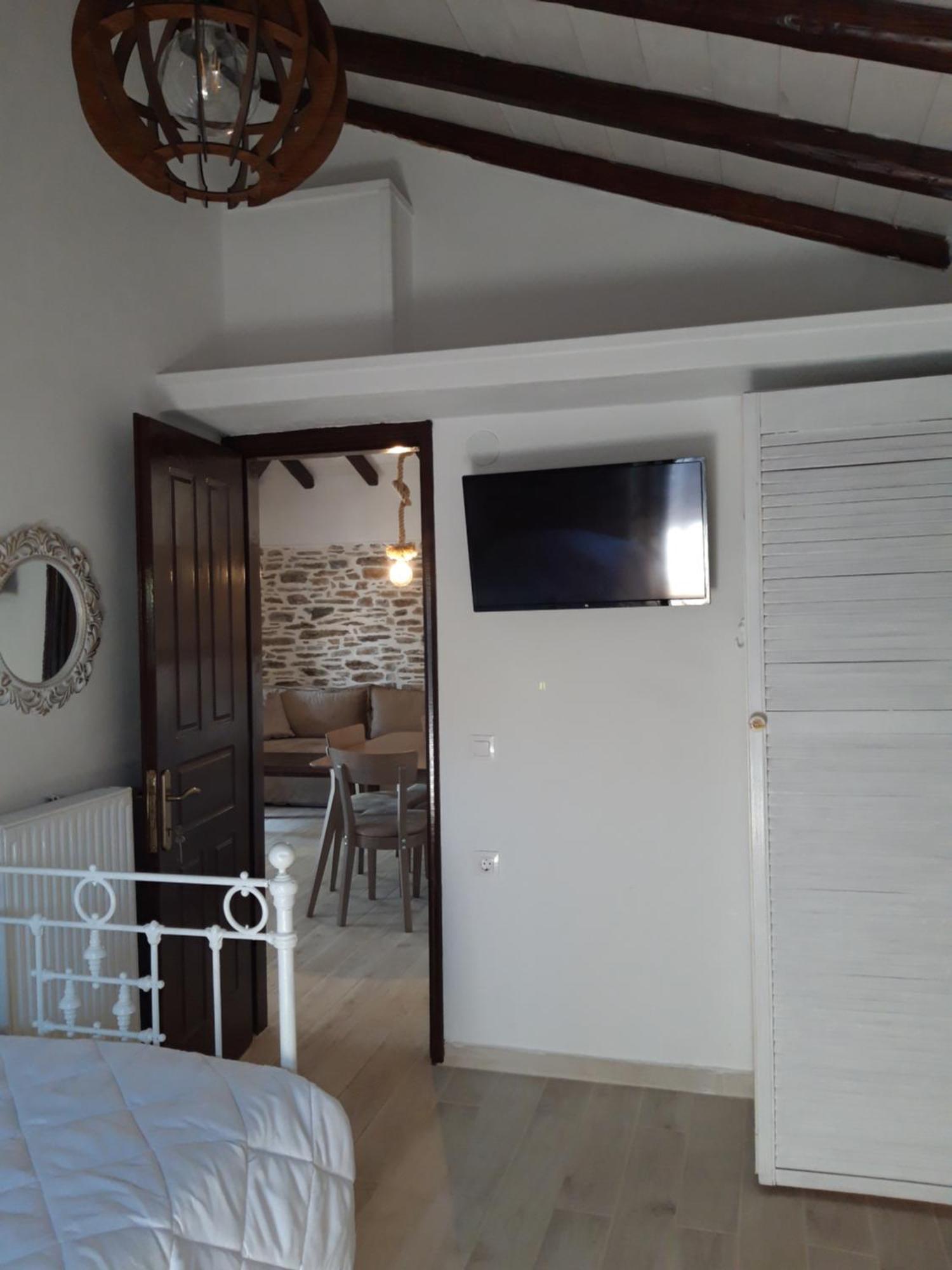 Aspasia Apartment